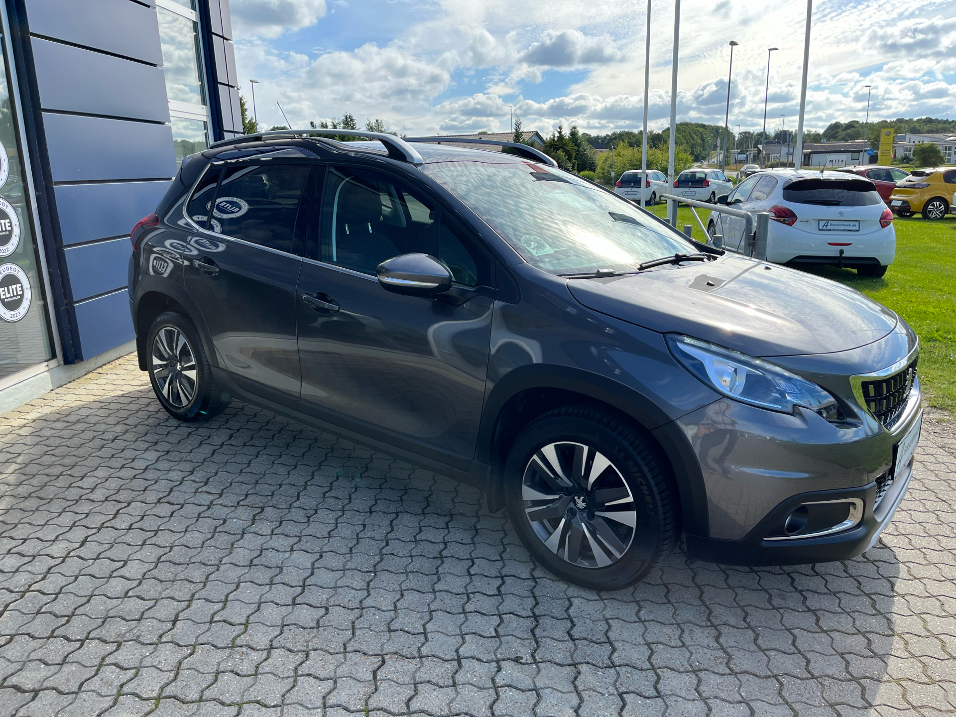 Billede af Peugeot 2008 1,5 BlueHDi Prestige 100HK 5d