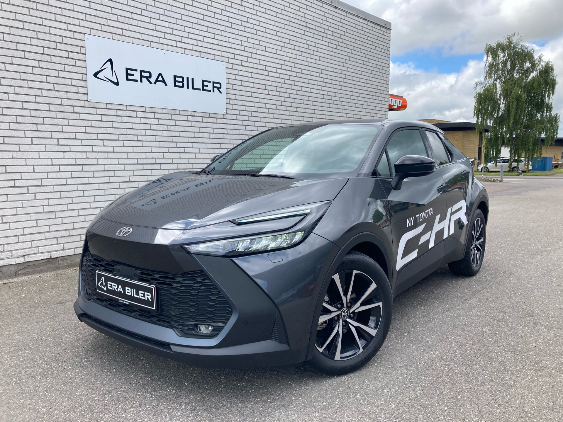 Billede af Toyota C-HR 1,8 Hybrid Style Multidrive S 140HK 5d 6g