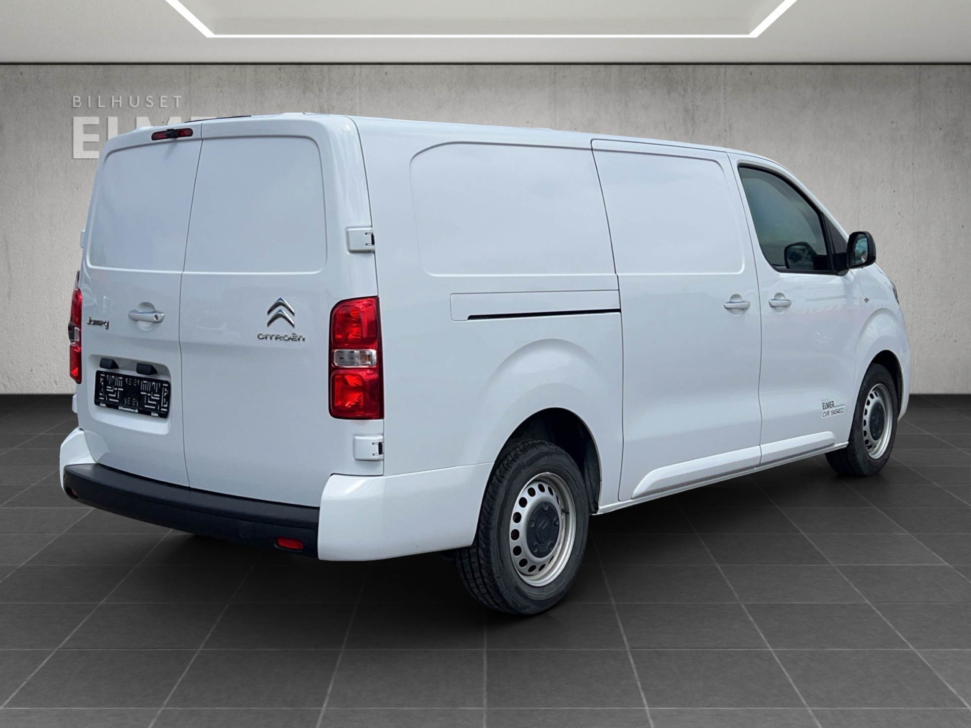 Billede af Citroën Jumpy L3 2,0 Blue HDi Masterline EAT8 177HK Van 8g Aut.