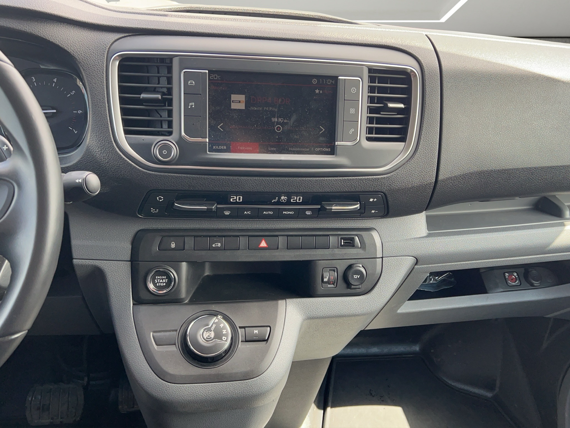 Billede af Citroën Jumpy L3 2,0 Blue HDi Masterline EAT8 177HK Van 8g Aut.