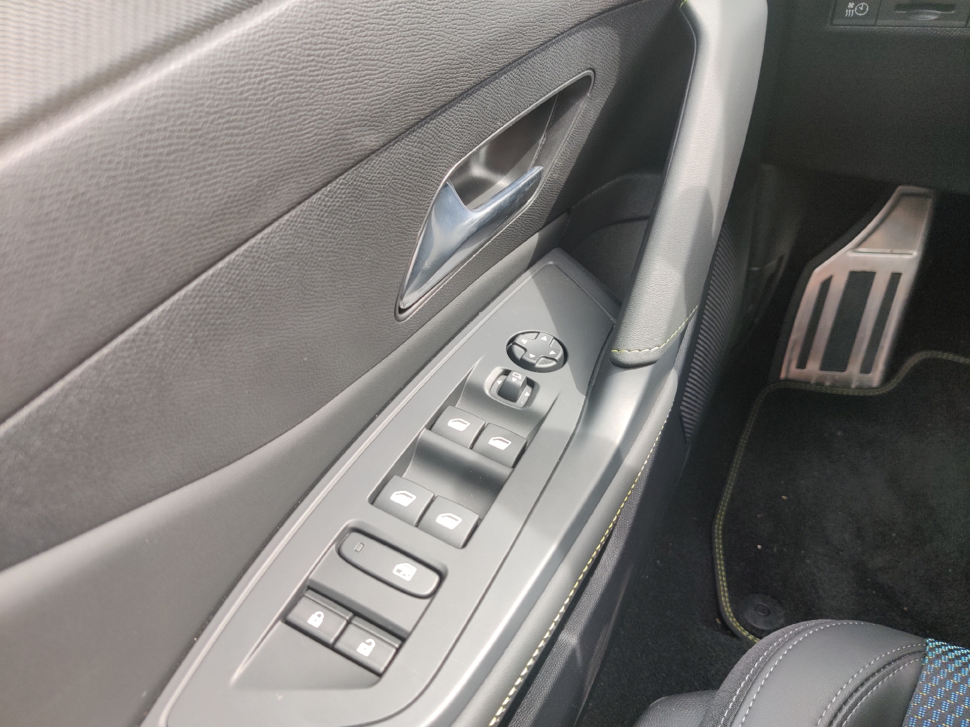 Billede af Peugeot e-308 EL First Edition 156HK 5d Aut.