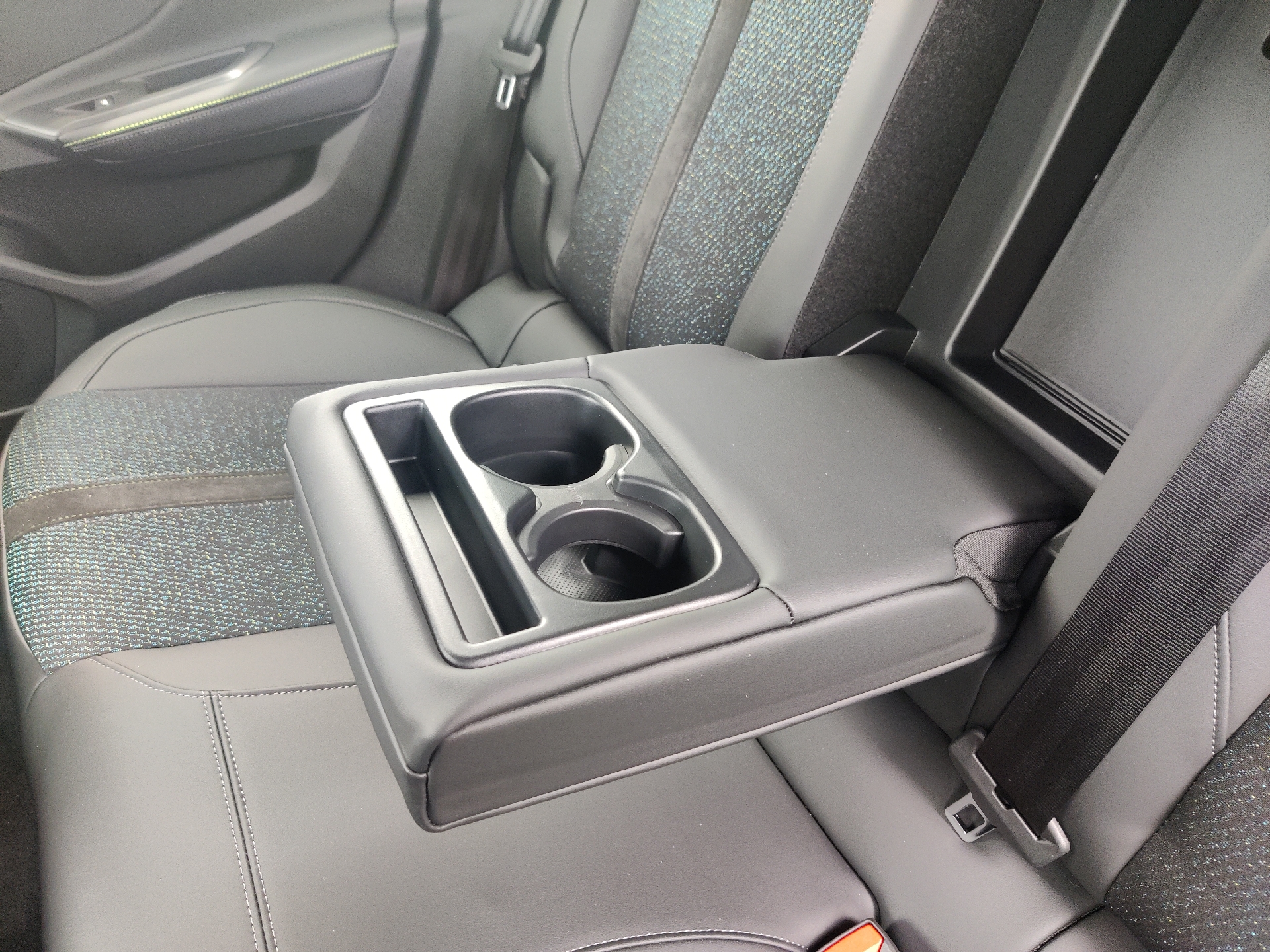 Billede af Peugeot e-308 EL First Edition 156HK 5d Aut.