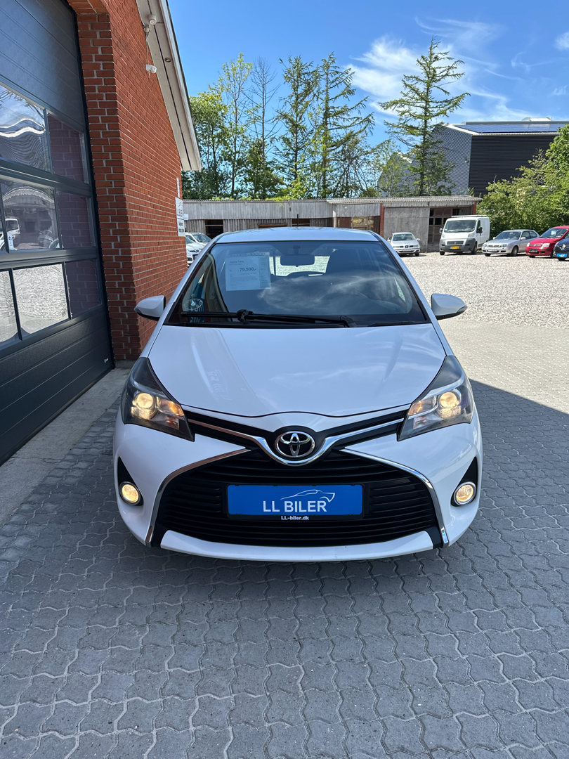 Billede af Toyota Yaris 1,0 VVT-I T2 Sport 69HK 5d