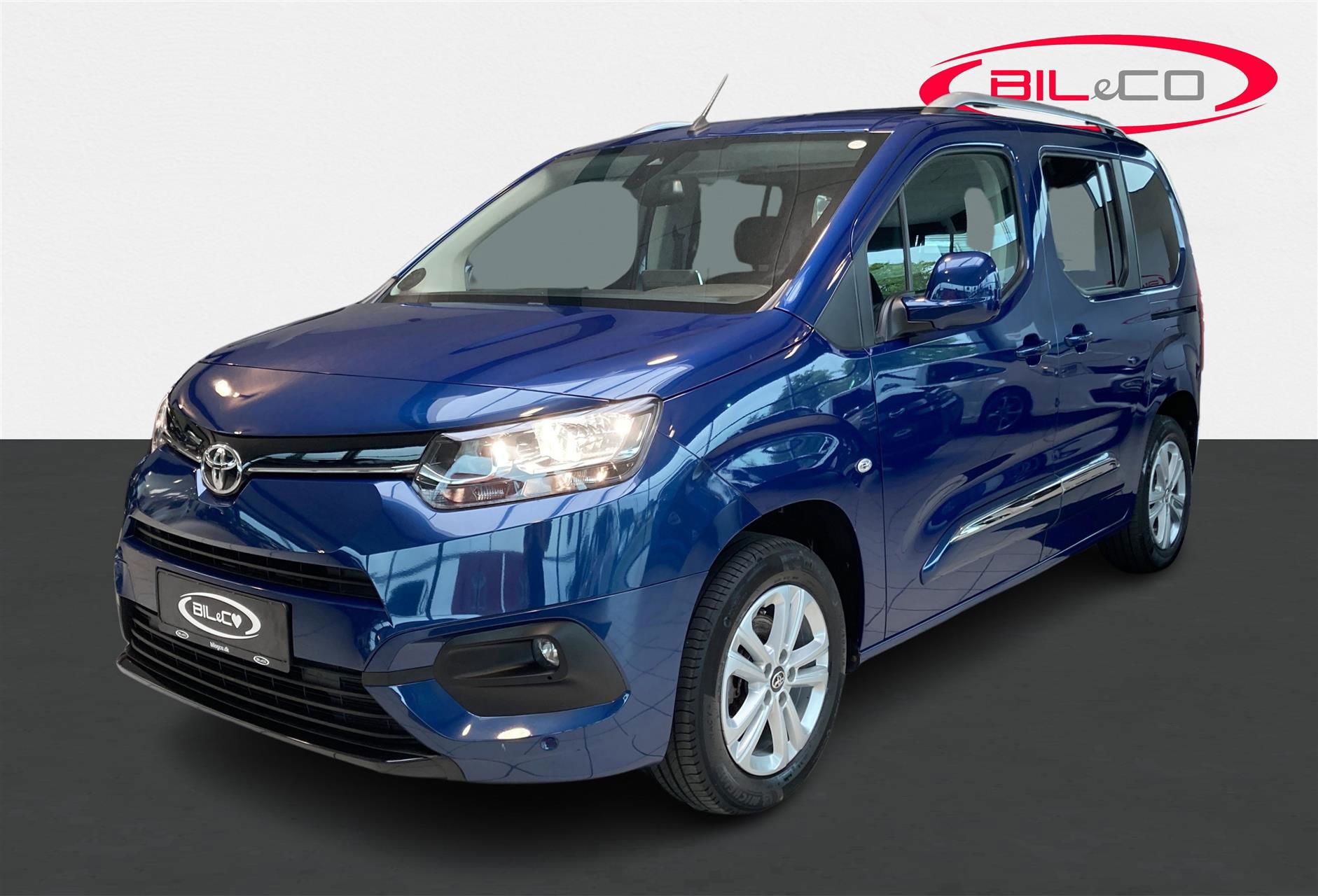 Billede af Toyota Proace City Verso Medium 1,2 Family To Skydedør, Bagklap 110HK 6g