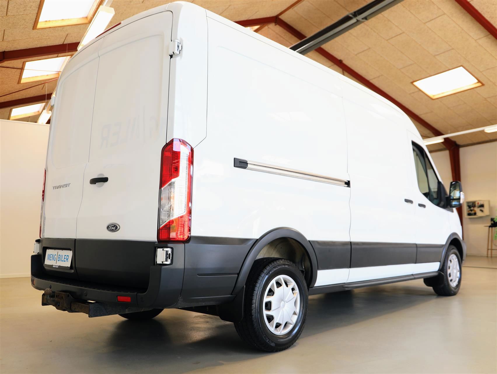 Billede af Ford Transit 350 L3H2 2,0 TDCi Trend 130HK Van 6g