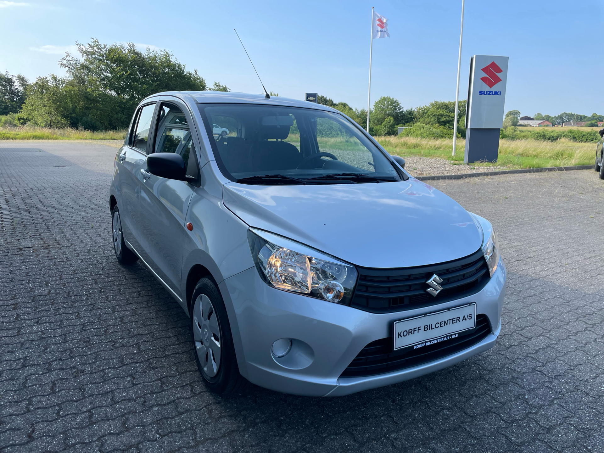 Billede af Suzuki Celerio 1,0 Dualjet 12V Club Gold 68HK 5d