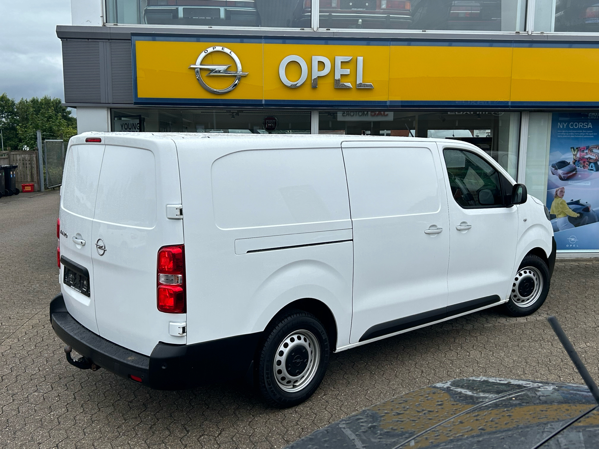 Billede af Opel Vivaro L3V2 2,0 D Enjoy AT8 122HK Van 8g Aut.