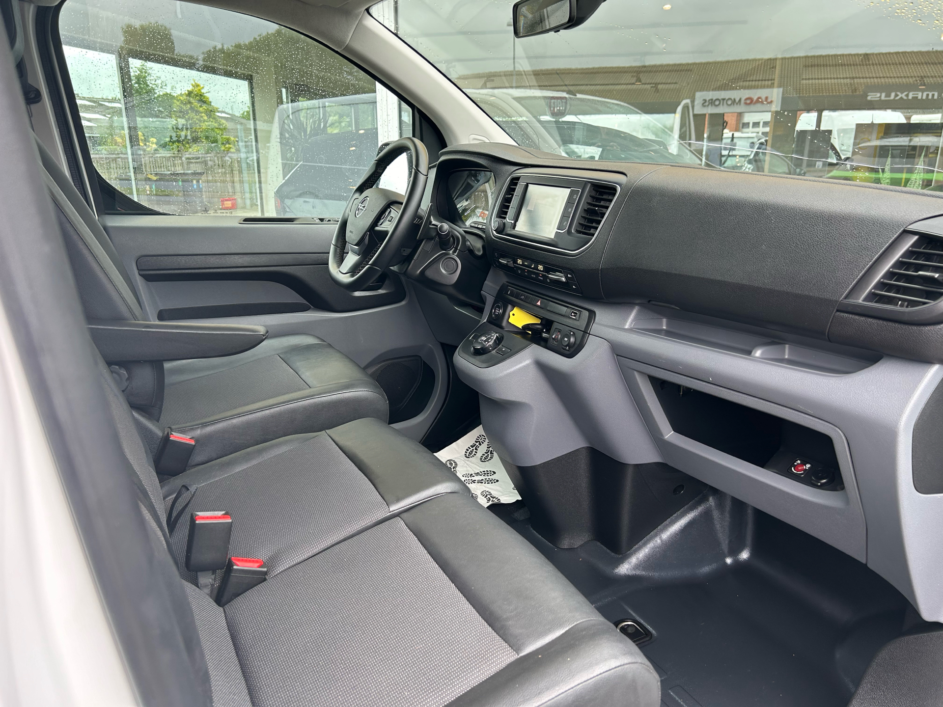Billede af Opel Vivaro 2.0 D 122 L3 Aut.