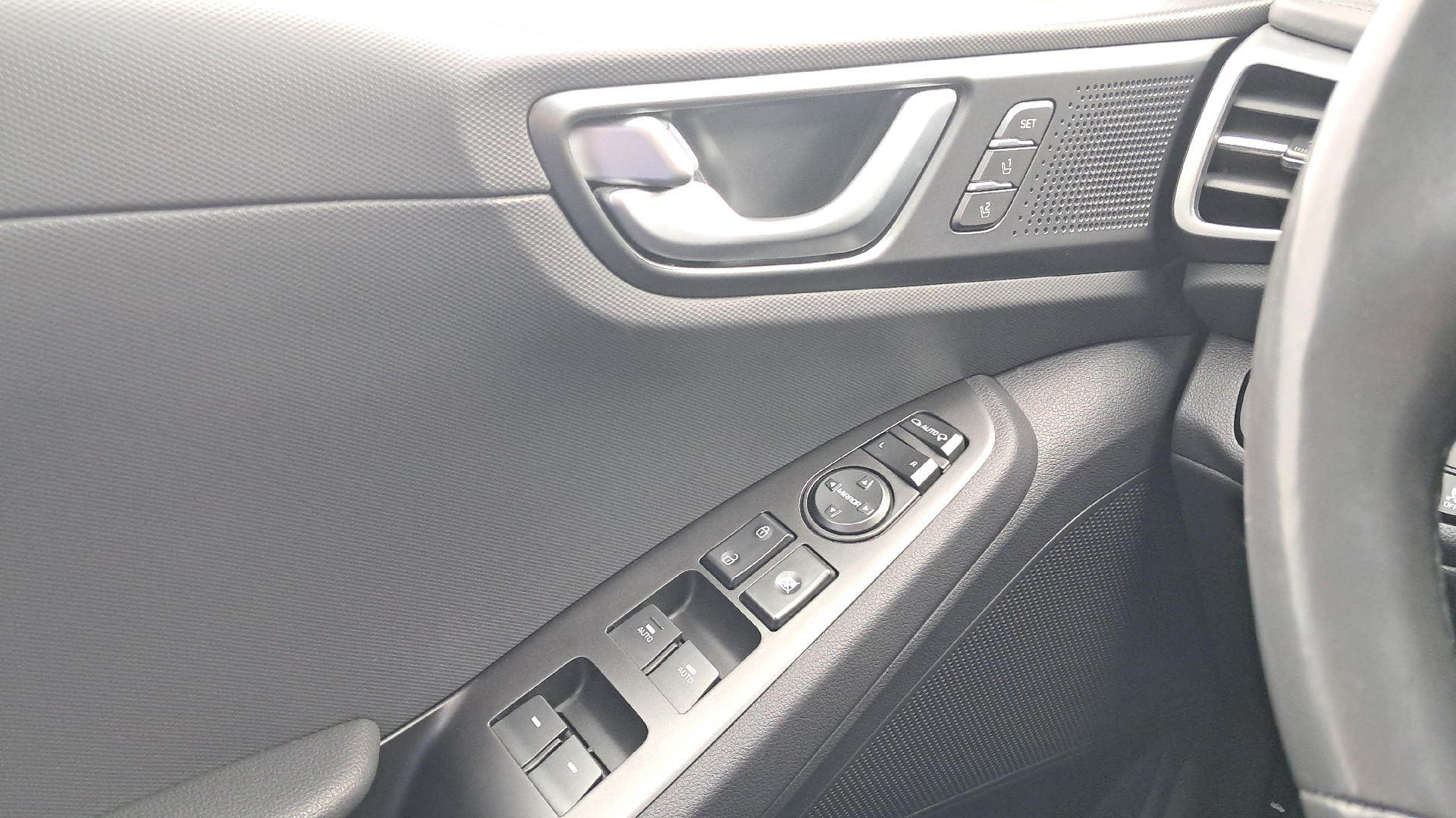 Billede af Hyundai Ioniq Electric 38,3 kWh Premium Plus 136HK 5d Aut.