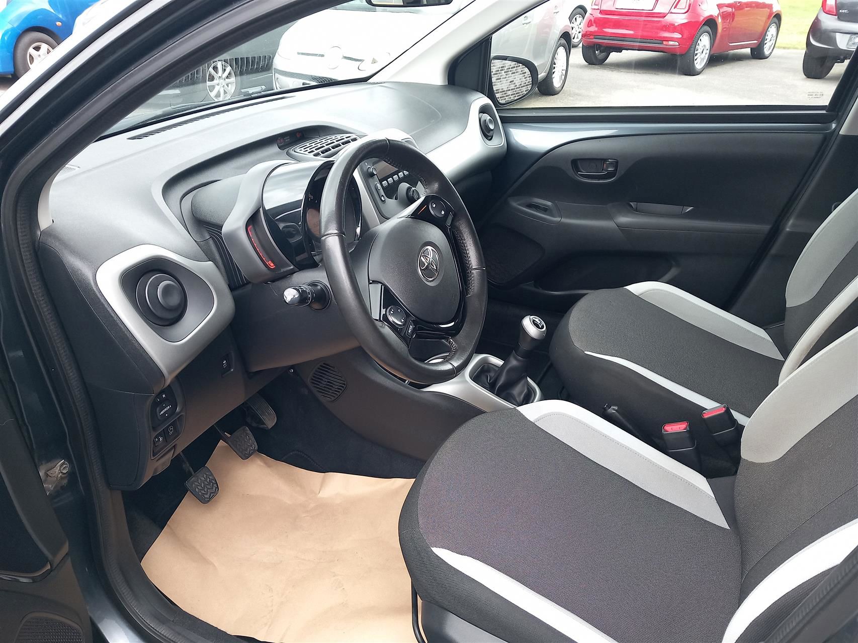 Toyota Aygo 2015