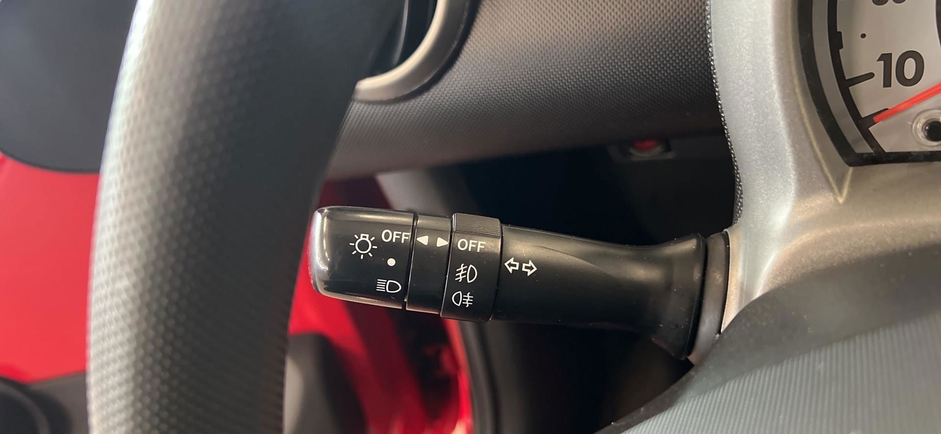 Billede af Peugeot 107 1,0 Champion Air 68HK 5d