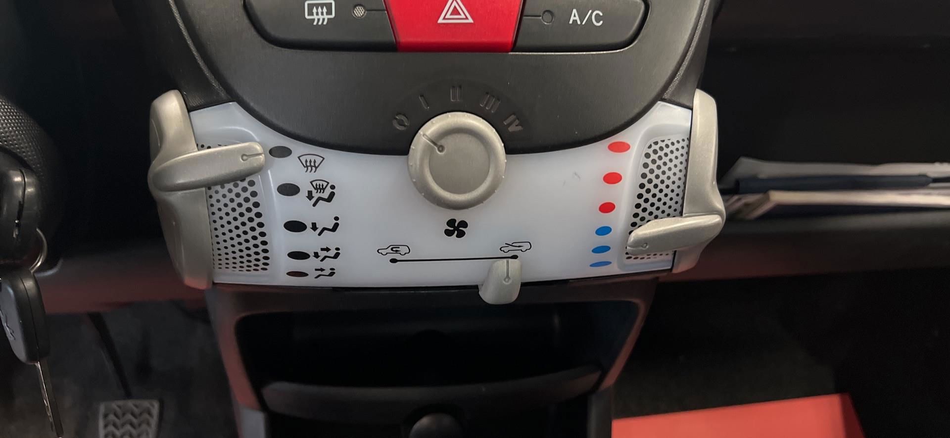 Billede af Peugeot 107 1,0 Champion Air 68HK 5d