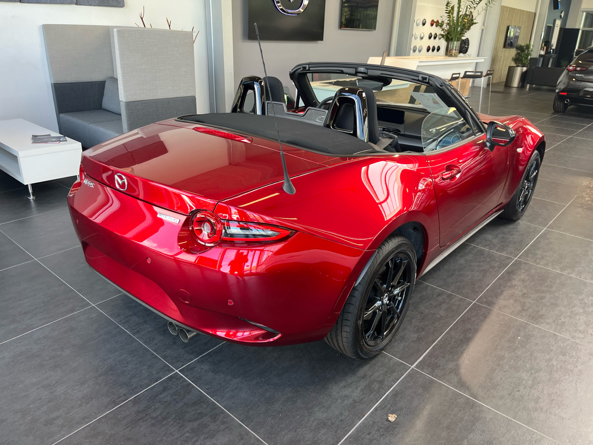 Billede af Mazda MX-5 1,5 Skyactiv-G Prime-Line 132HK Cabr. 6g