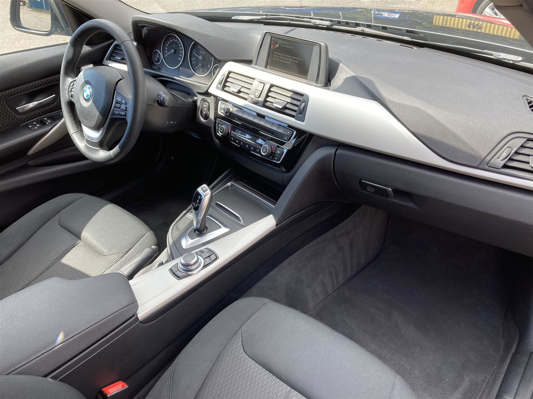 Billede af BMW 320d 2,0 D Steptronic 190HK 8g Aut.