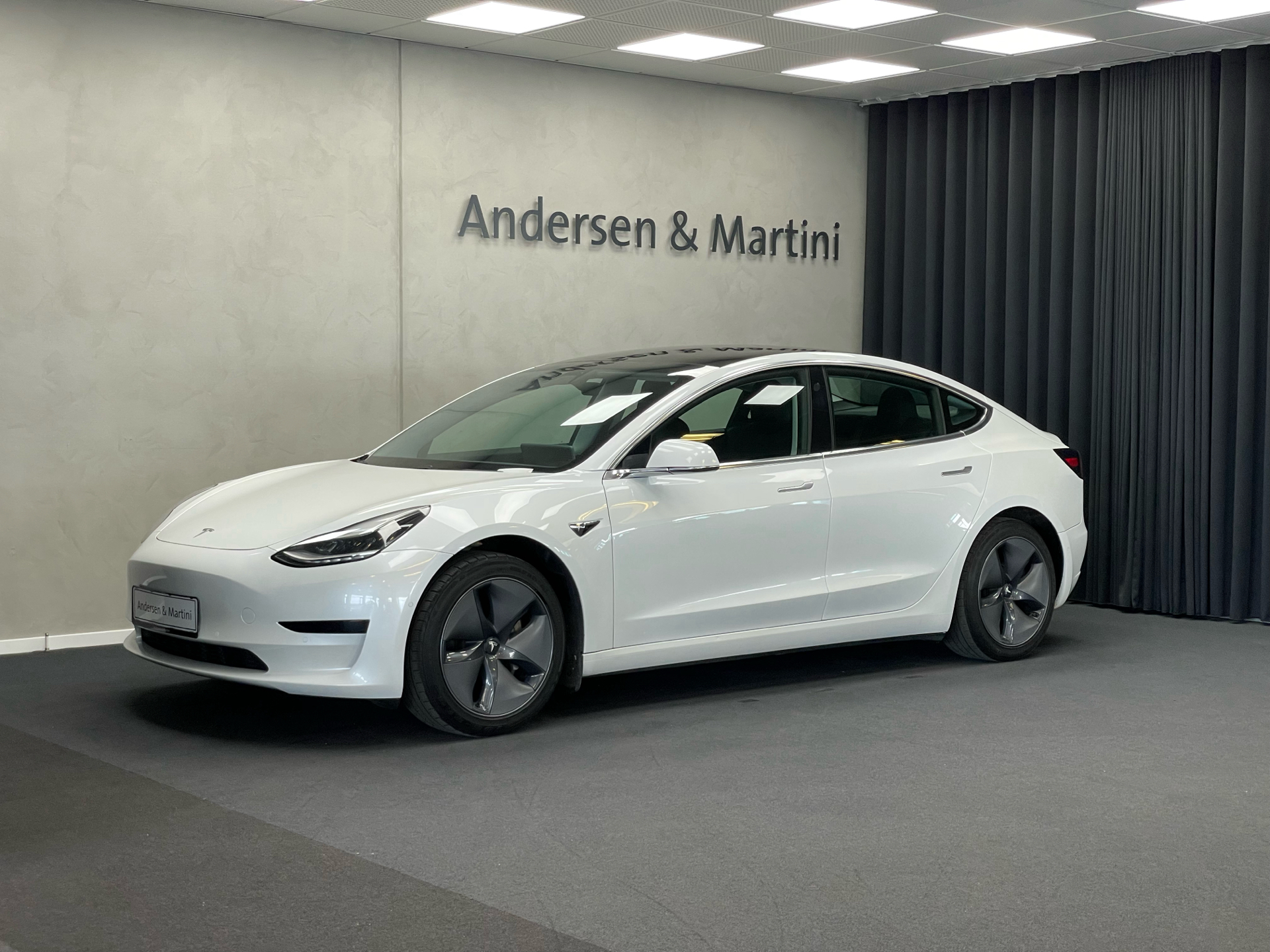 Billede af Tesla Model 3 EL Standard Range Plus 258HK Aut.