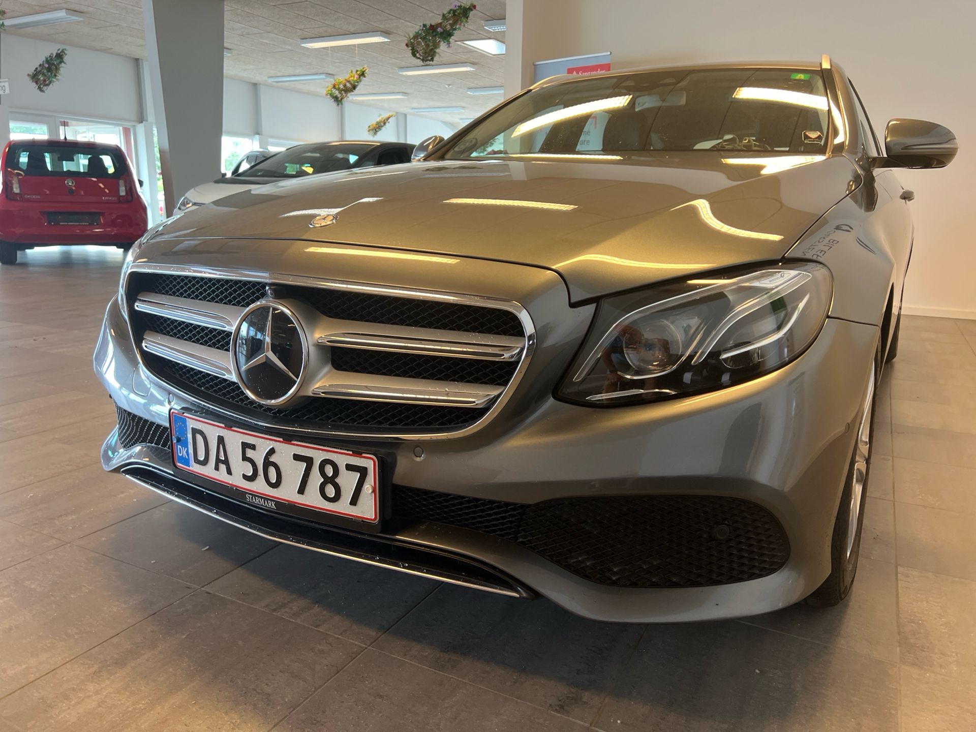 Billede af Mercedes-Benz E200 T 2,0 Avantgarde 9G-Tronic 184HK Stc Aut.