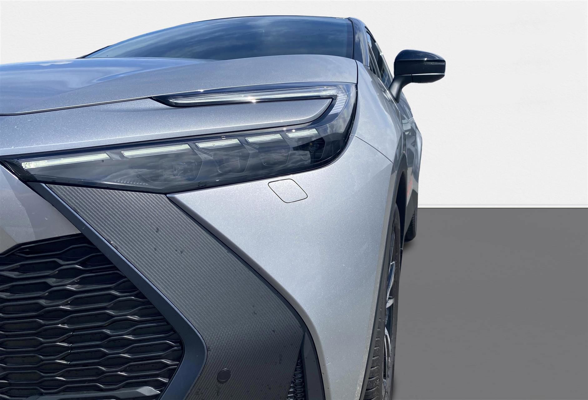 Billede af Toyota C-HR 2,0 Plugin-hybrid Style Smart Bi-tone E-CVT 223HK 5d Trinl. Gear