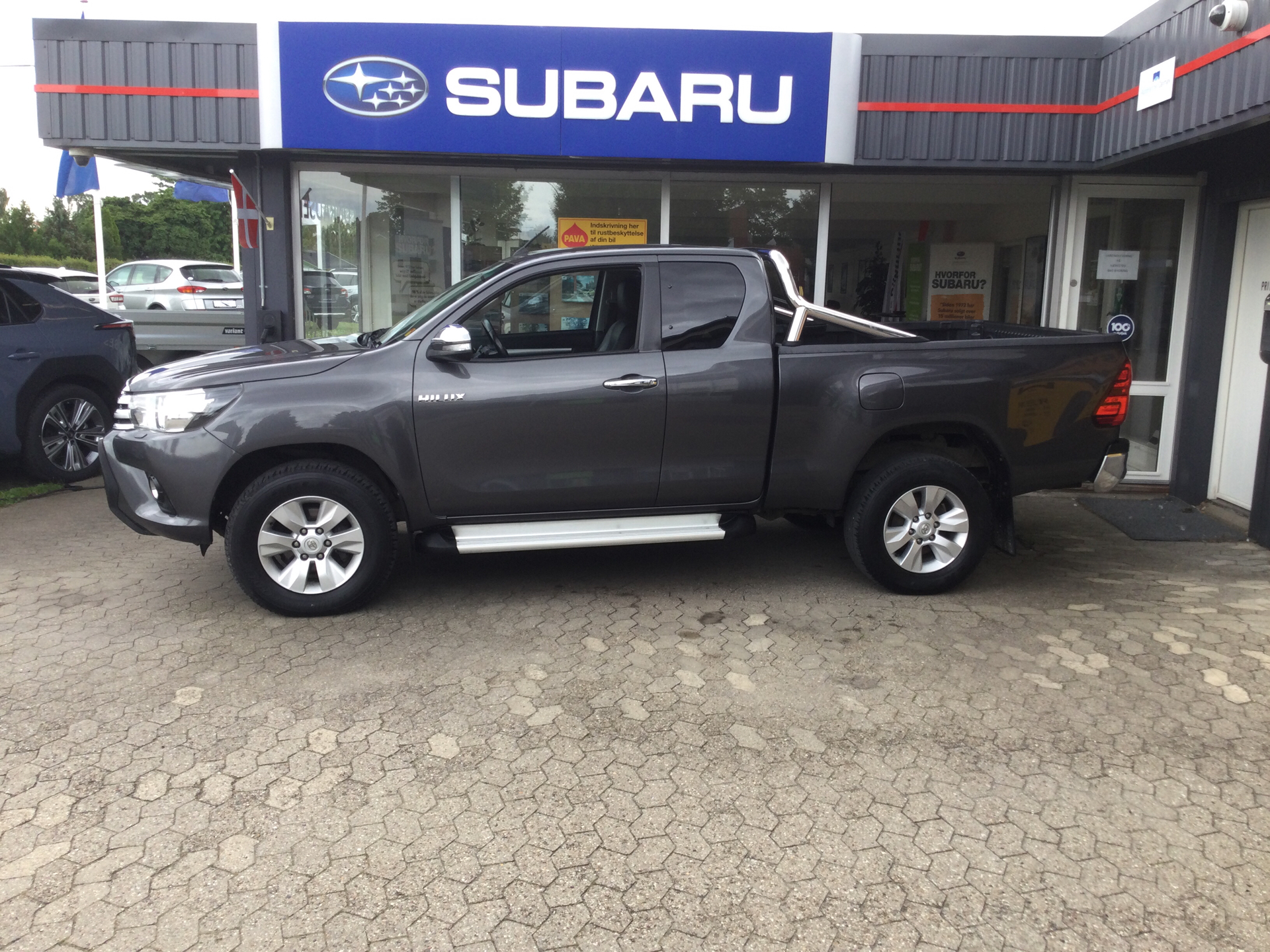 Billede af Toyota HiLux Extra Cab 2,4 D-4D T3 4x4 150HK Pick-Up 6g