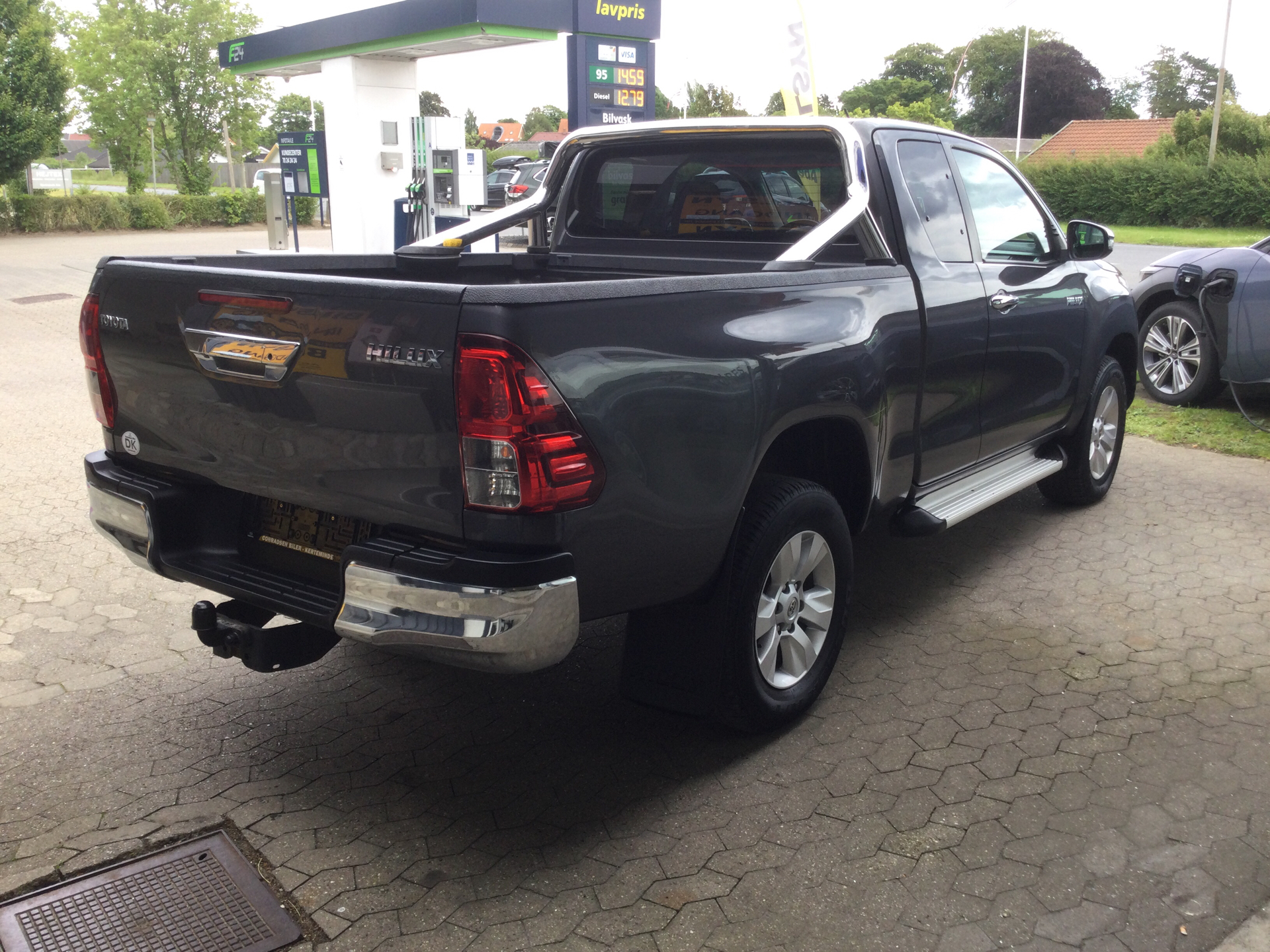 Billede af Toyota HiLux Extra Cab 2,4 D-4D T3 4x4 150HK Pick-Up 6g