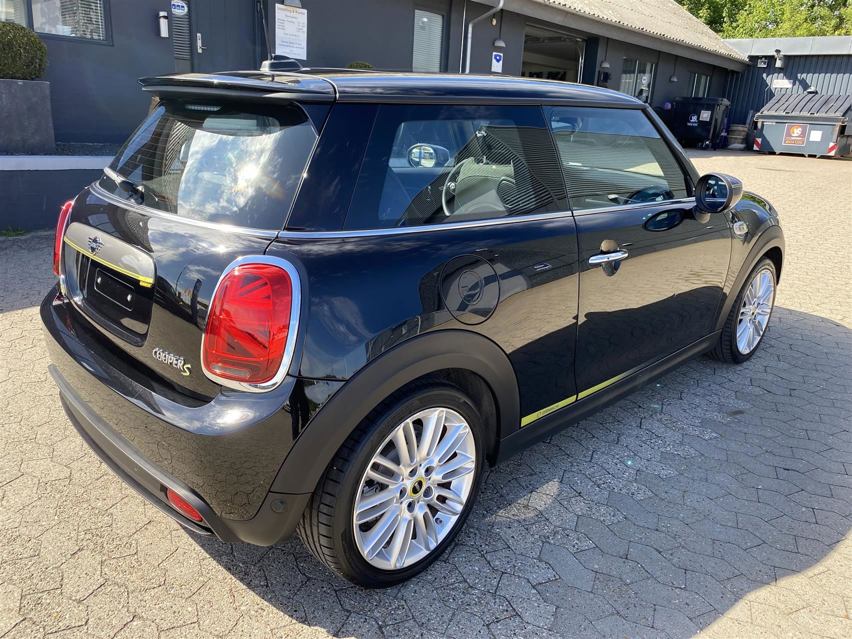 Billede af Mini Cooper E EL Classic Trim Option Level L 184HK 3d Aut.