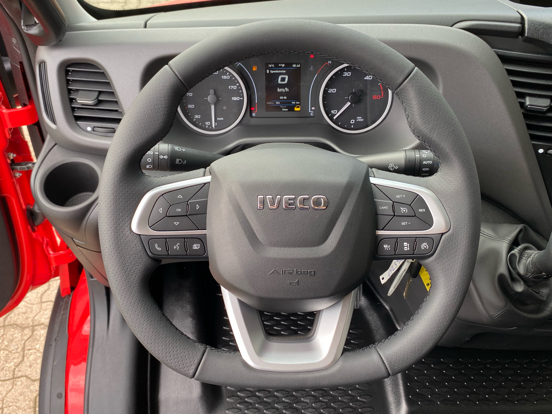 Billede af Iveco Daily 35S18 12m3 3,0 D 180HK Van 8g Aut.