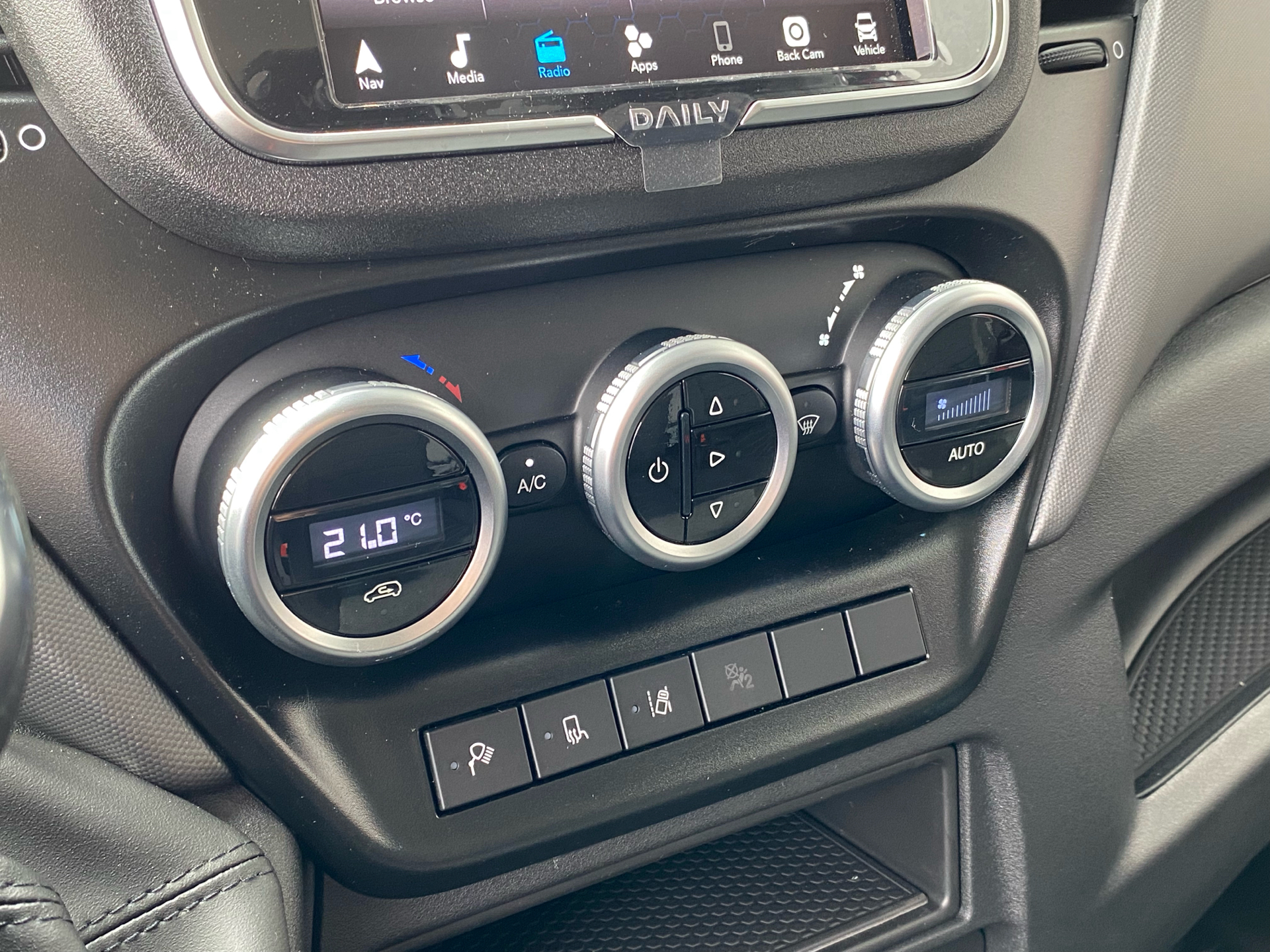 Billede af Iveco Daily 35S18 12m3 3,0 D 180HK Van 8g Aut.