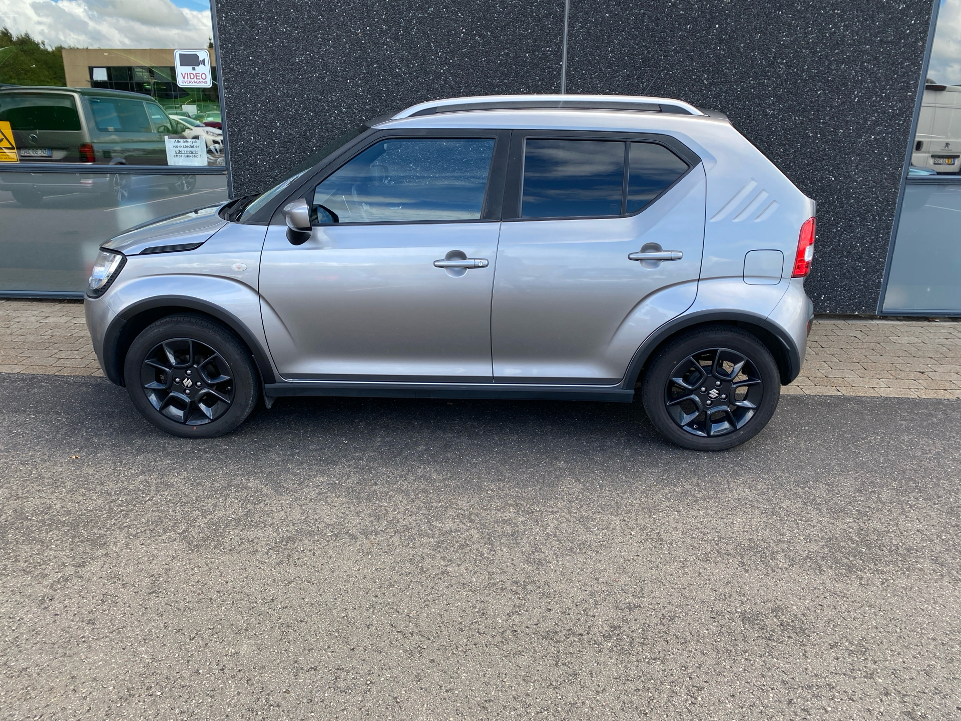 Billede af Suzuki Ignis 1,2 Dualjet Active Hit AEB 90HK 5d