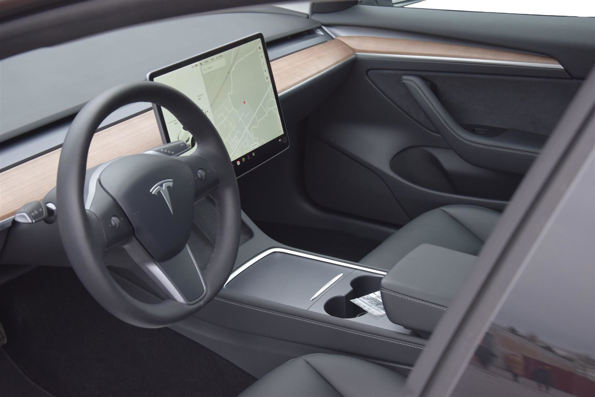 Billede af Tesla Model 3 EL Standard Range 283HK Aut.