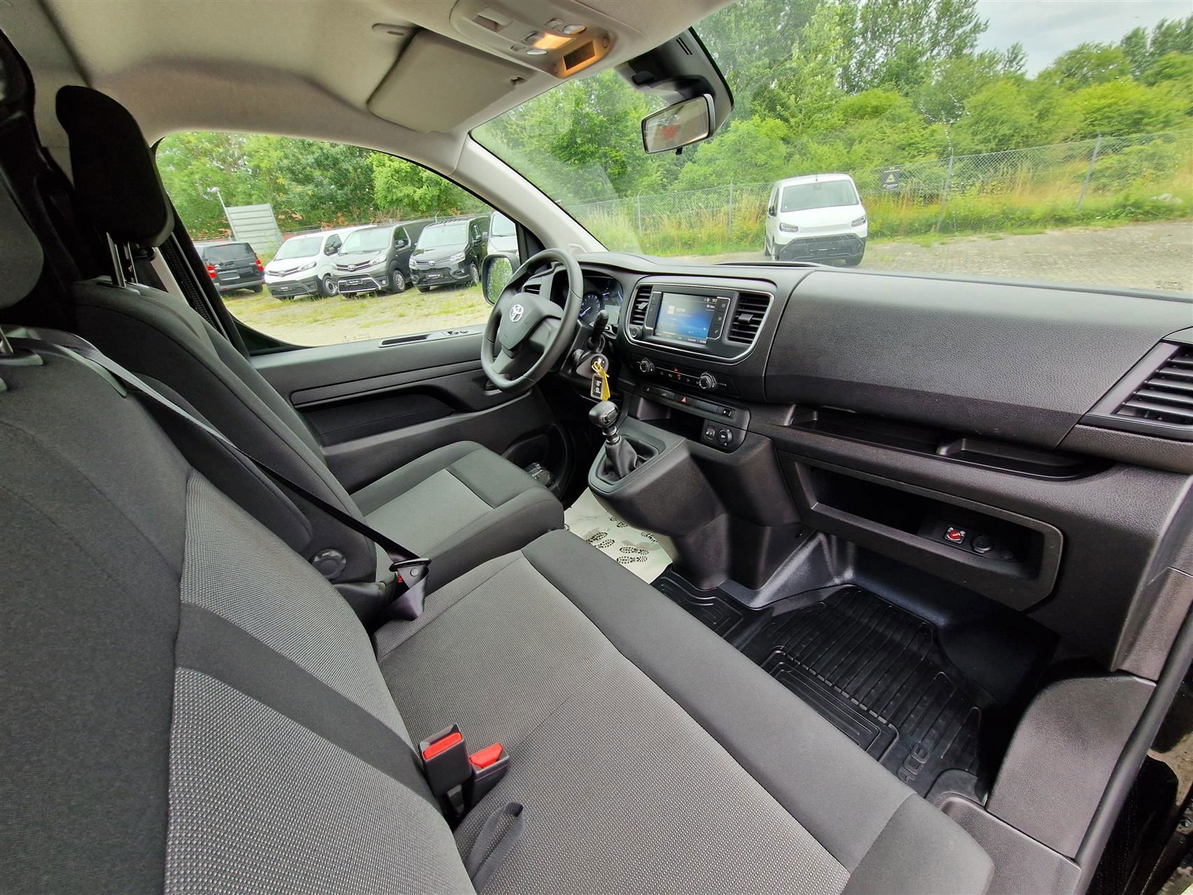 Billede af Toyota Proace Long 2,0 D Comfort 144HK Van 6g