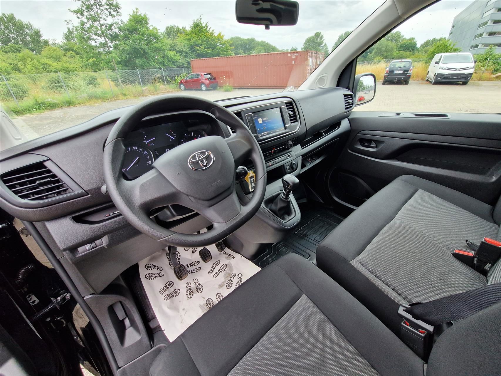 Billede af Toyota Proace Long 2,0 D Comfort 144HK Van 6g