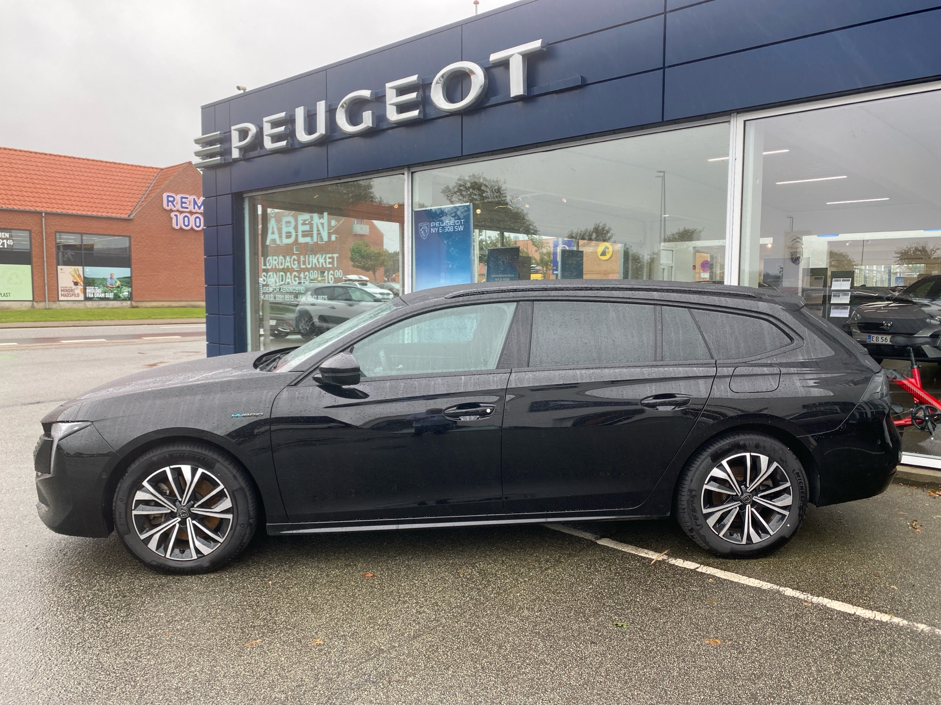 Billede af Peugeot 508 SW 1,6 Plugin-hybrid Allure EAT8 225HK Stc 8g Aut.