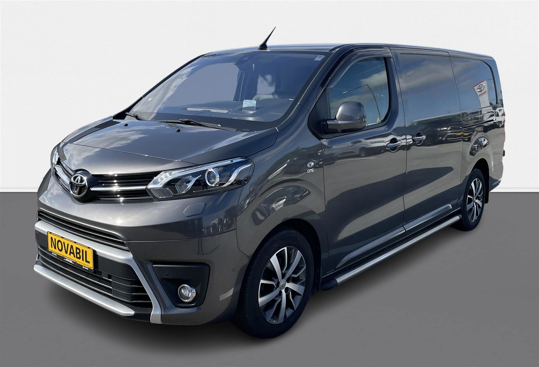 Billede af Toyota Proace Long 2,0 D Comfort Navi m/ruder 180HK Van 6g Aut.