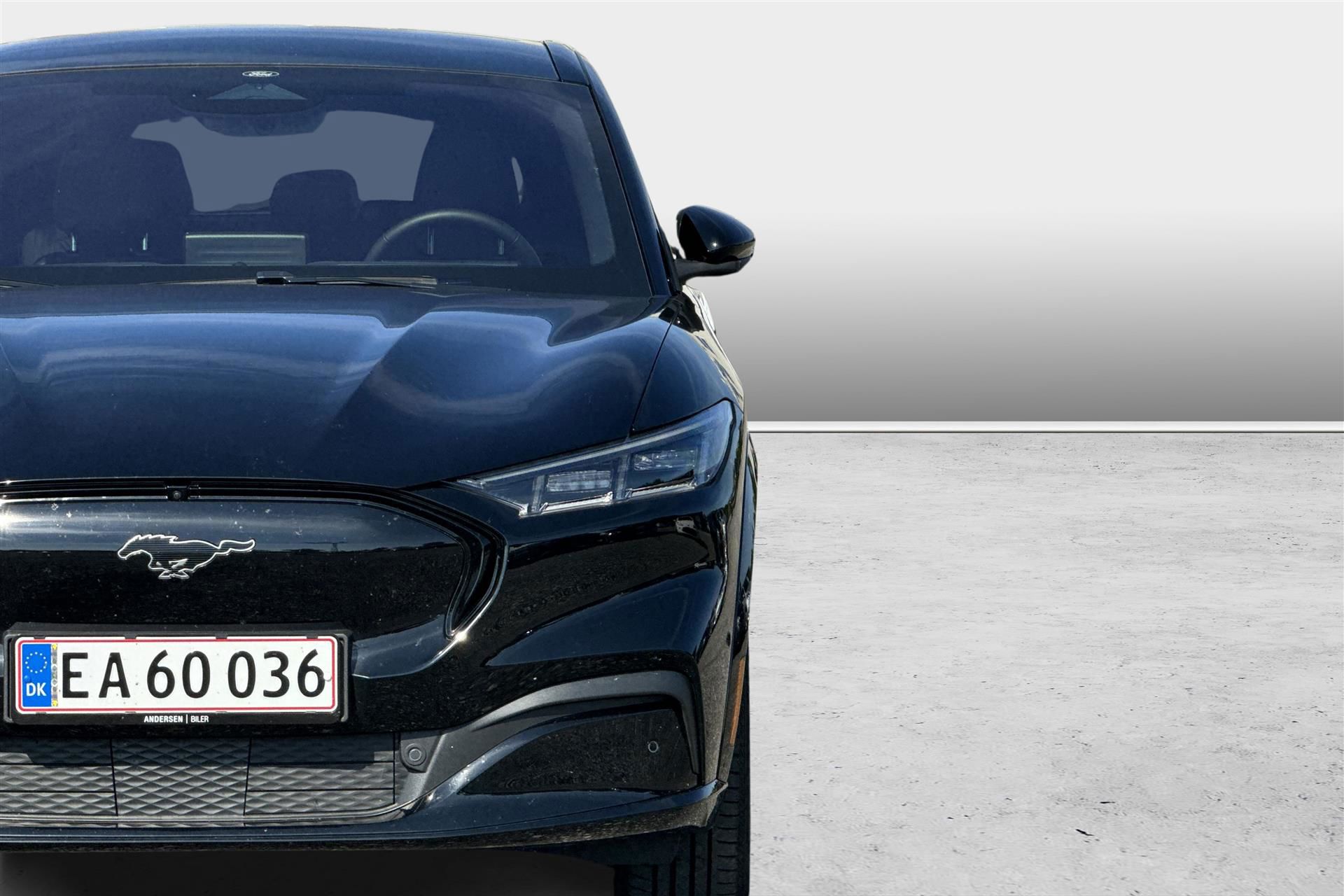 Billede af Ford Mustang Mach-E EL SR Premium AWD 269HK 5d Aut.