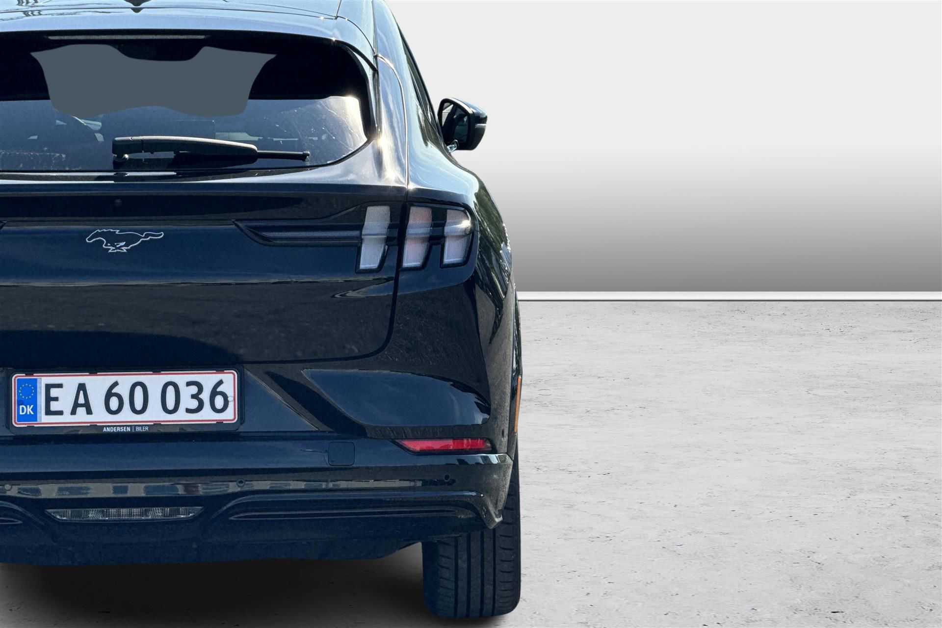 Billede af Ford Mustang Mach-E EL SR Premium AWD 269HK 5d Aut.