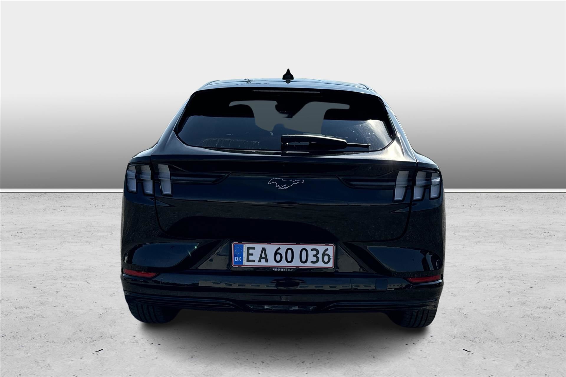 Billede af Ford Mustang Mach-E EL SR Premium AWD 269HK 5d Aut.