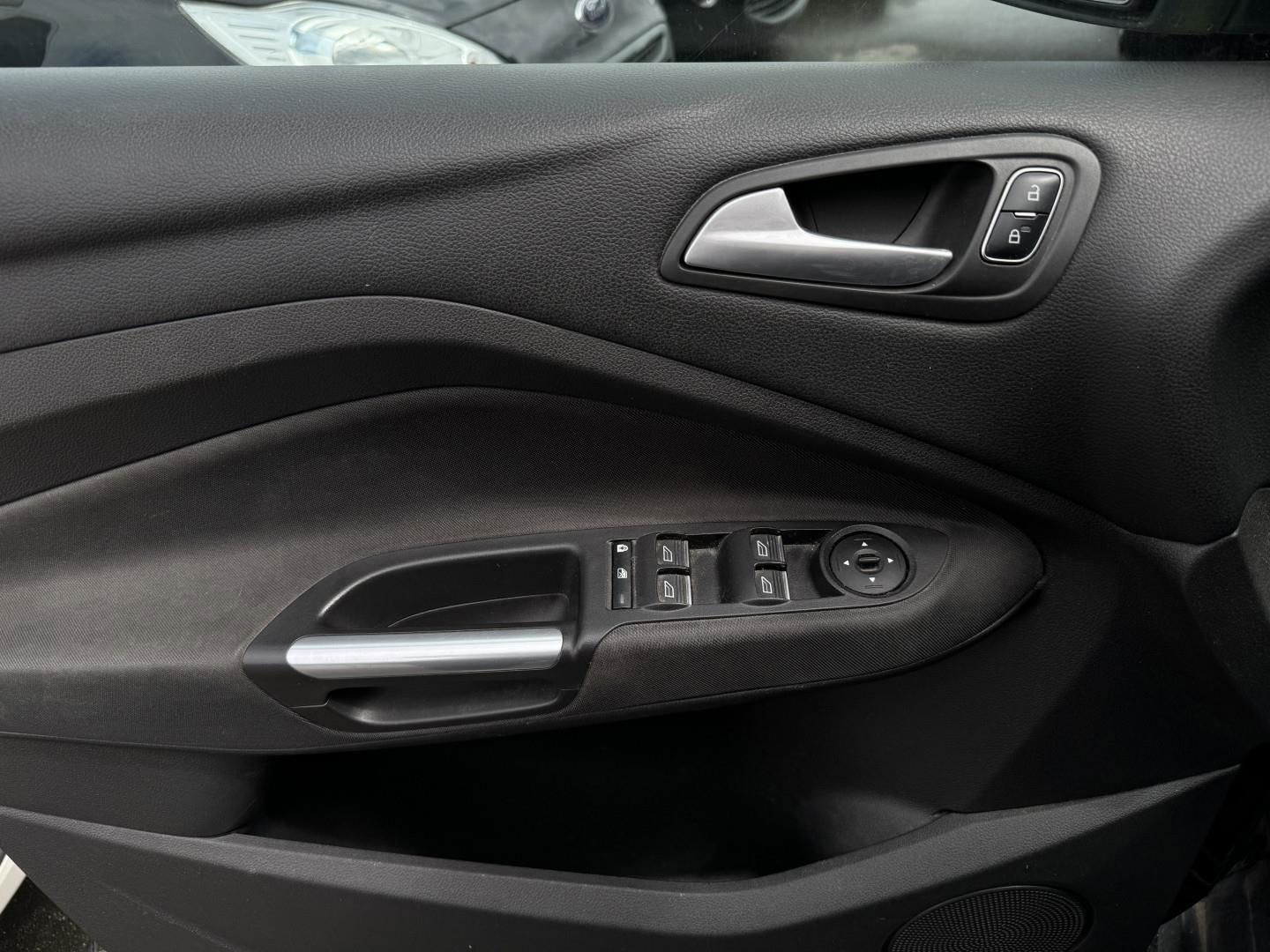 Billede af Ford C-MAX 1,5 TDCi Titanium 120HK Van 6g