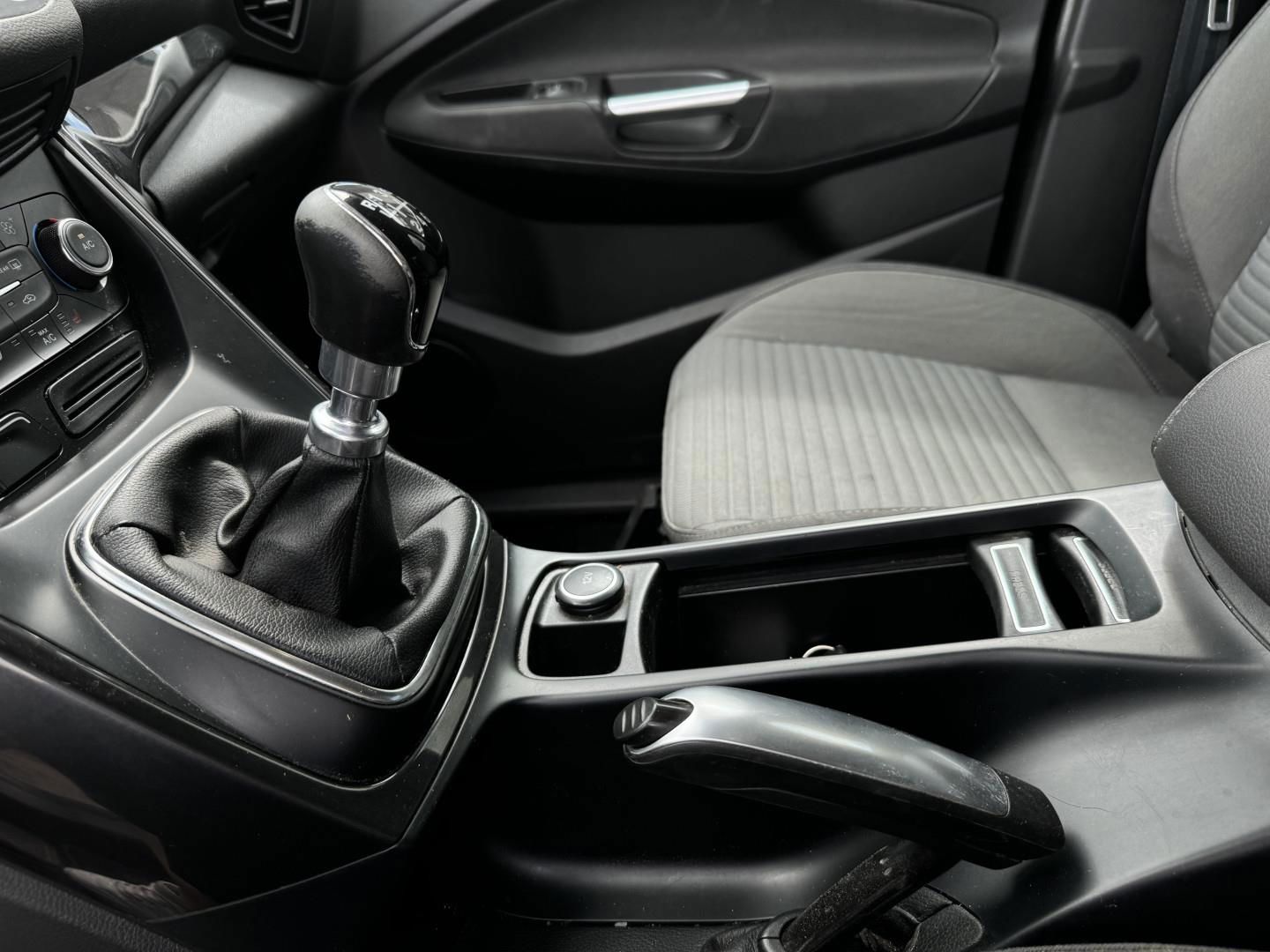 Billede af Ford C-MAX 1,5 TDCi Titanium 120HK Van 6g