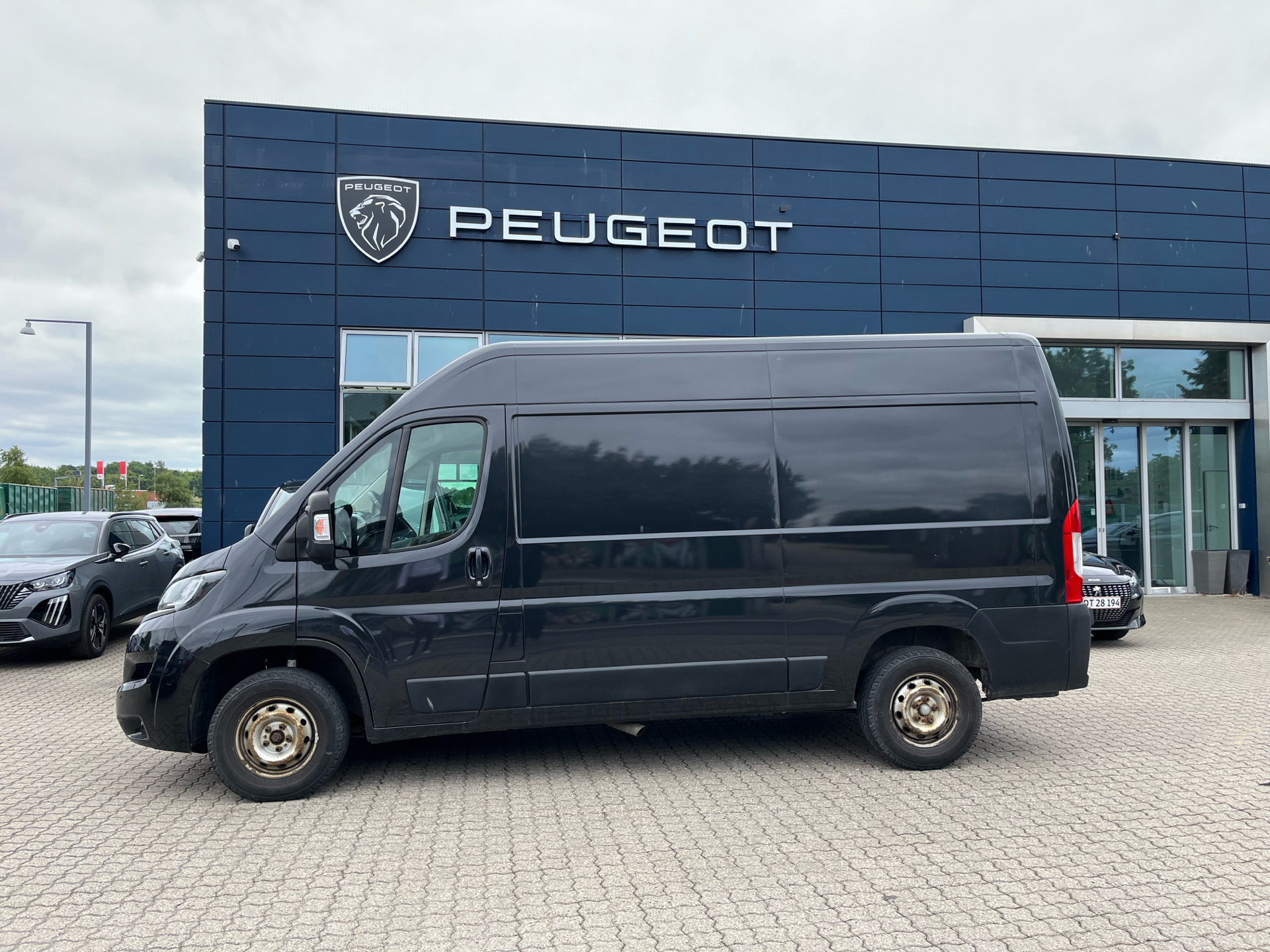 Billede af Peugeot Boxer 335 L2H2 2,0 BlueHDi Ultimate 163HK Van 6g