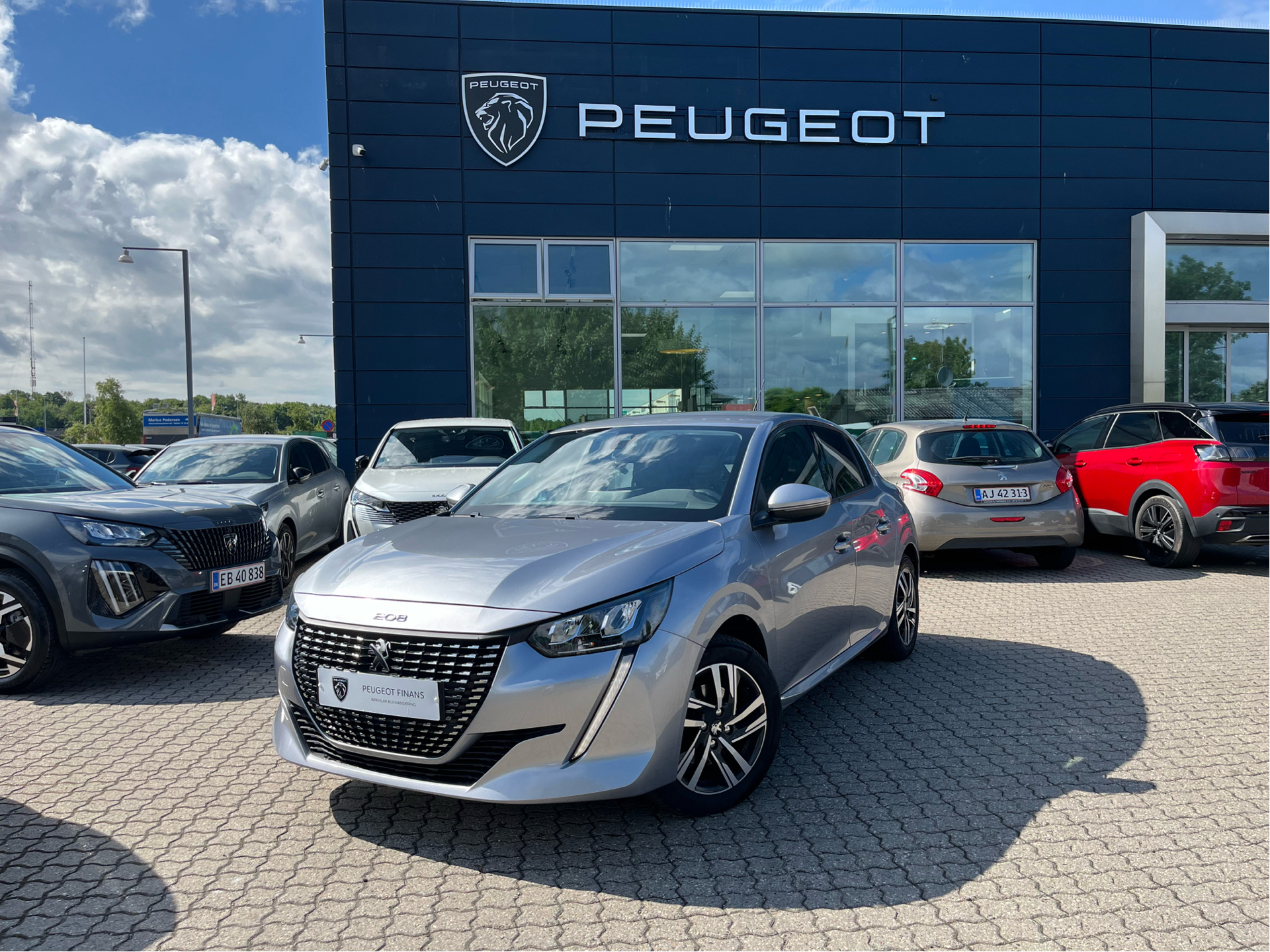 Billede af Peugeot 208 1,2 PureTech Allure 100HK 5d 6g