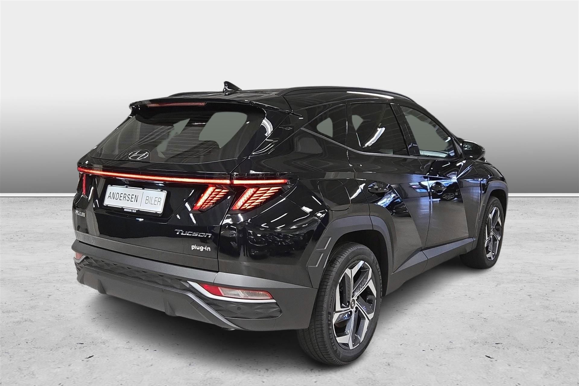 Billede af Hyundai Tucson 1,6 T-GDI  Plugin-hybrid Essential 4WD 265HK 5d 6g Aut.