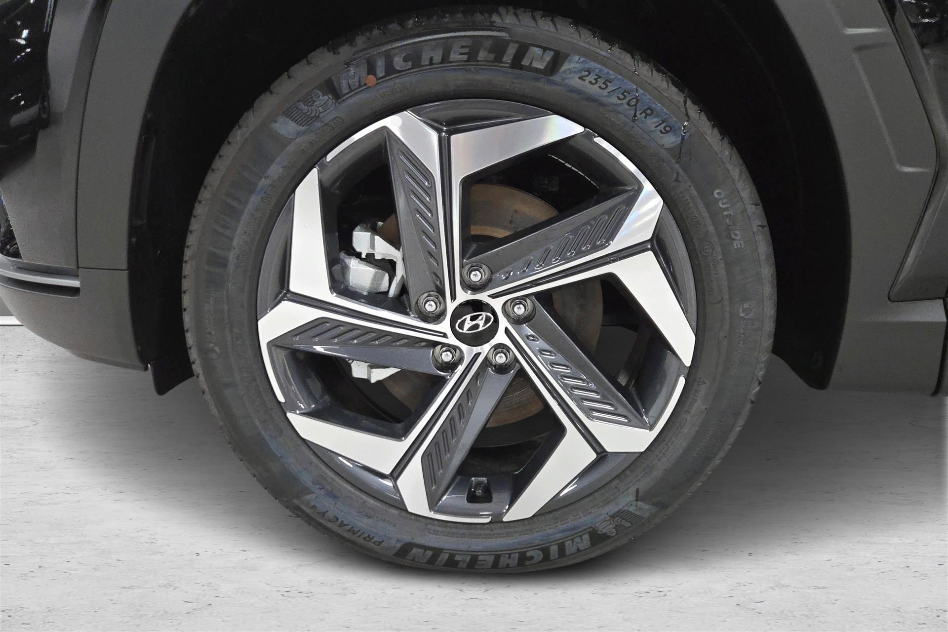 Billede af Hyundai Tucson 1,6 T-GDI  Plugin-hybrid Essential 4WD 265HK 5d 6g Aut.