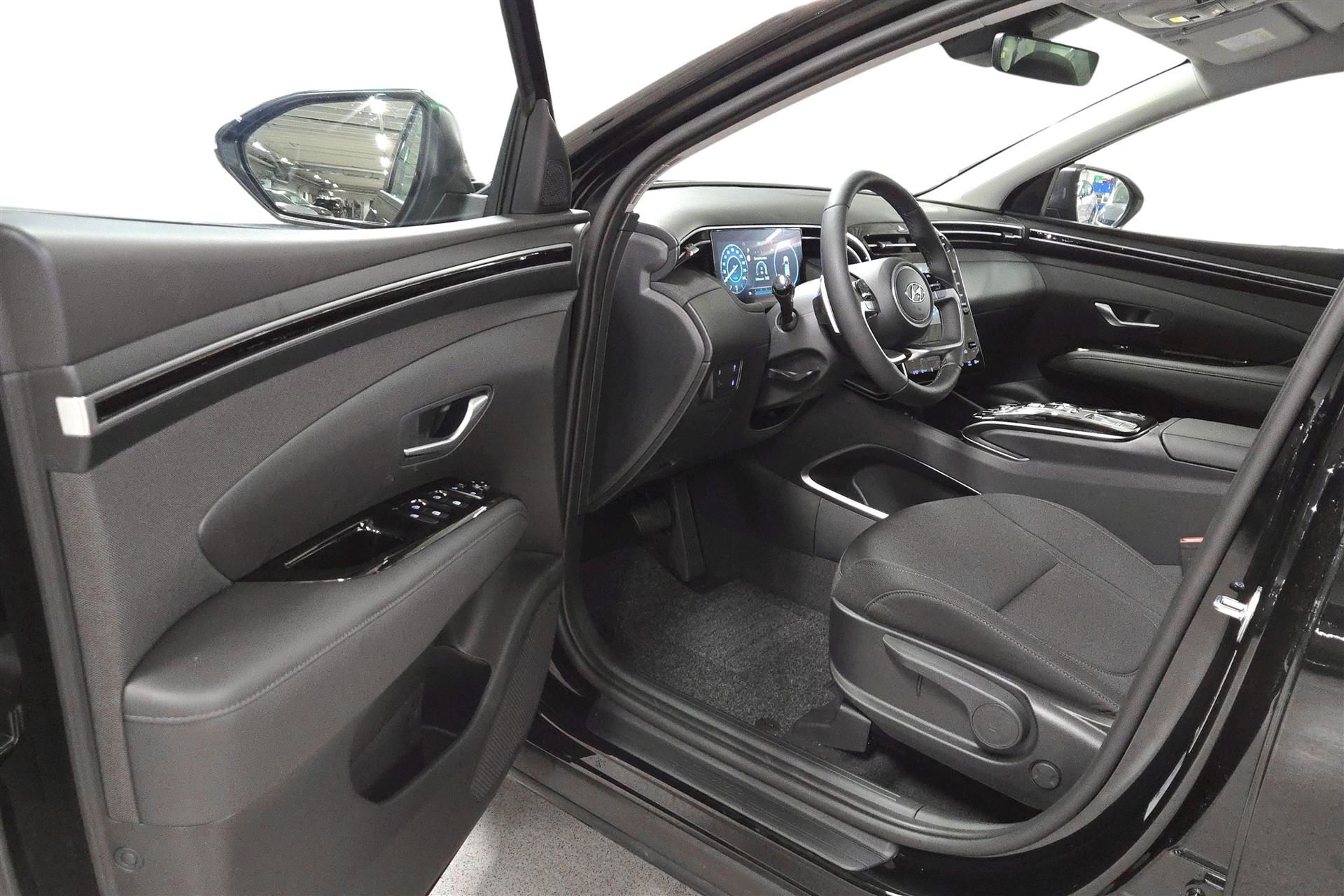 Billede af Hyundai Tucson 1,6 T-GDI  Plugin-hybrid Essential 4WD 265HK 5d 6g Aut.