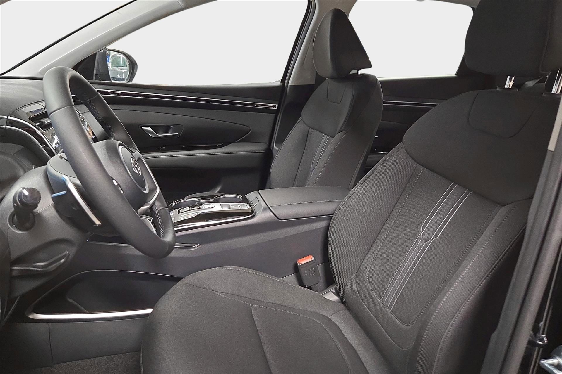 Billede af Hyundai Tucson 1,6 T-GDI  Plugin-hybrid Essential 4WD 265HK 5d 6g Aut.