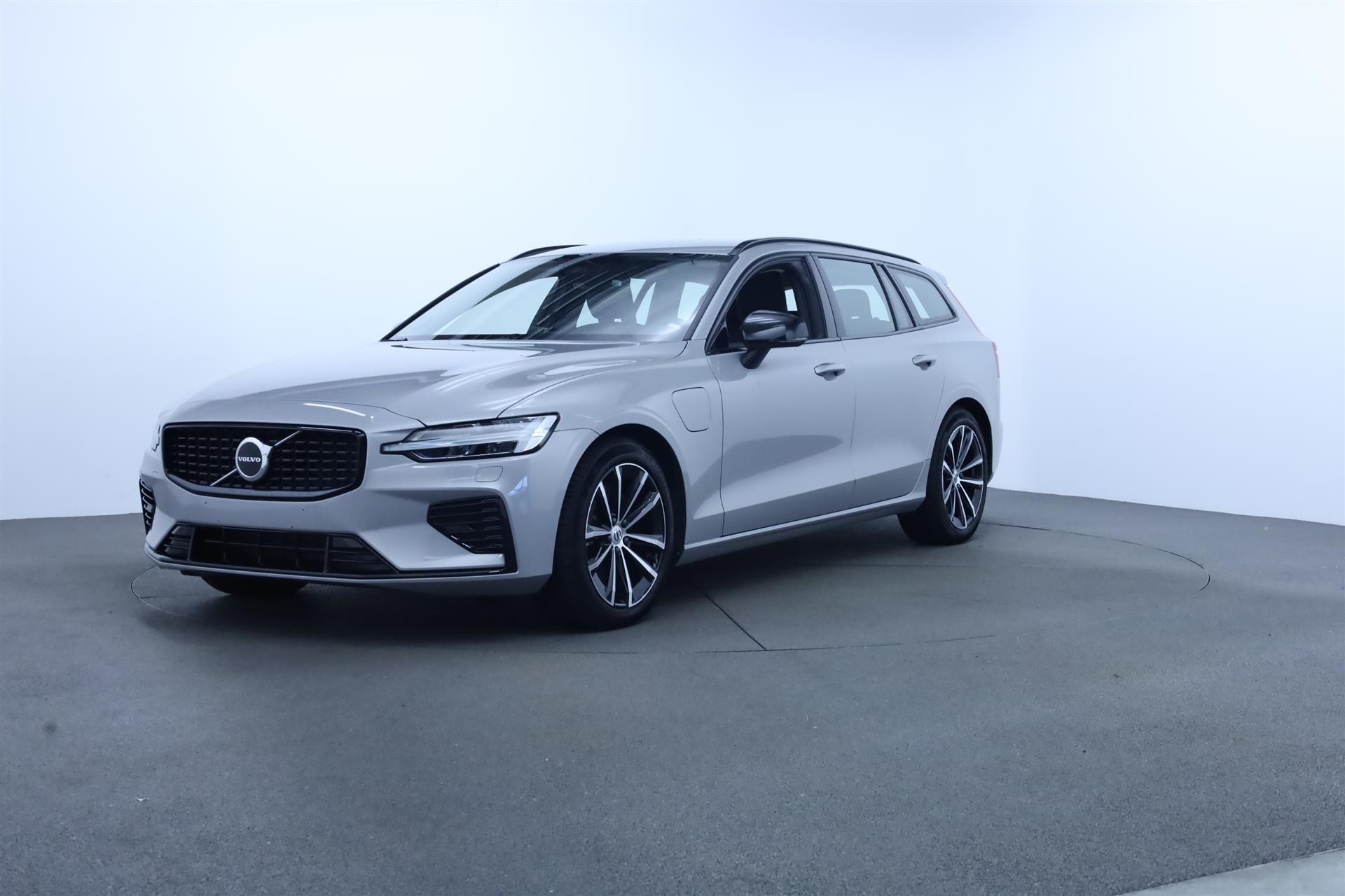 Billede af Volvo V60 2,0 T6 Recharge  Plugin-hybrid Plus AWD 350HK Stc 8g Aut.