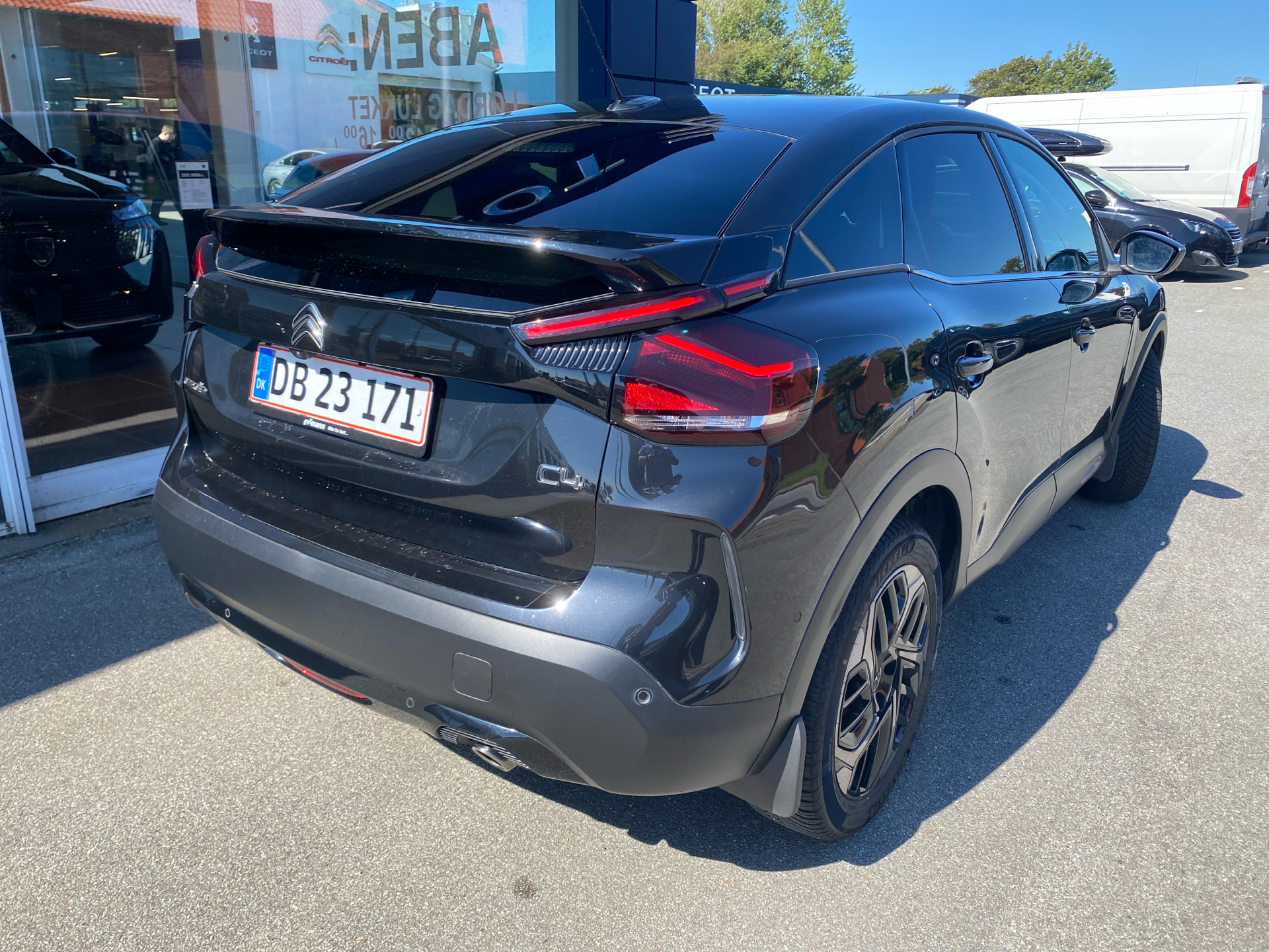 Billede af Citroën C4 1,5 Blue HDi Shine EAT8 130HK 5d 8g Aut.