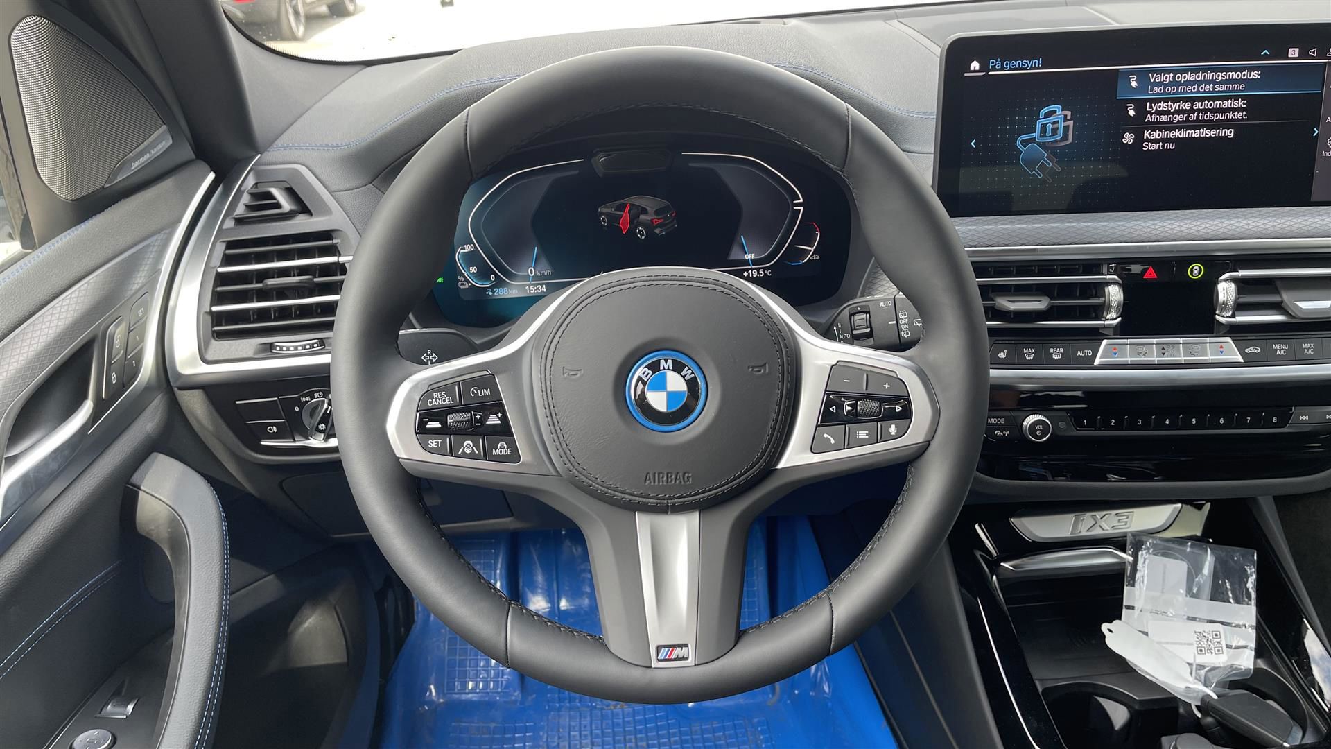 BMW iX3 2024