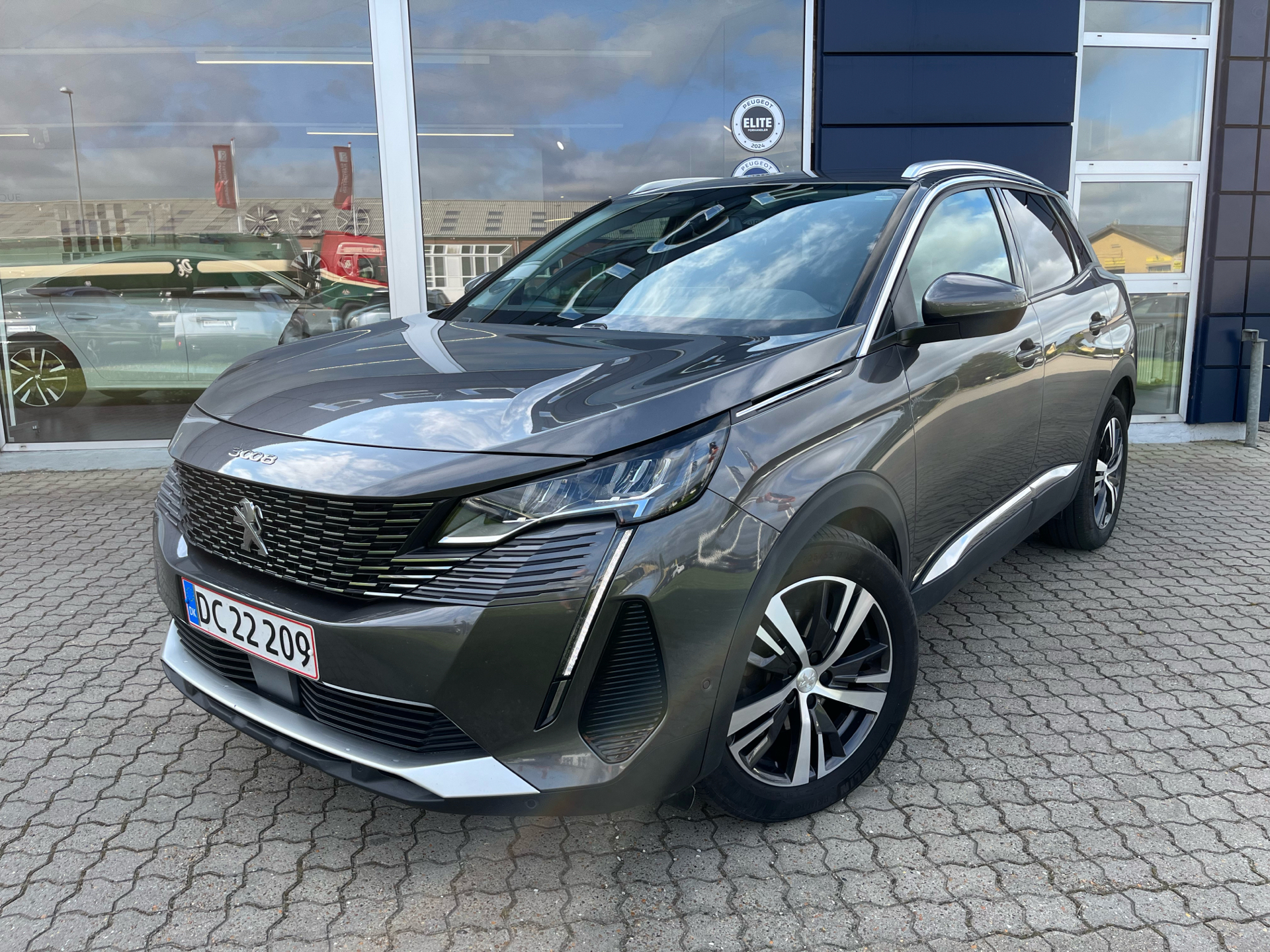 Billede af Peugeot 3008 1,5 BlueHDi Allure Pack EAT8 130HK 5d 8g Aut.