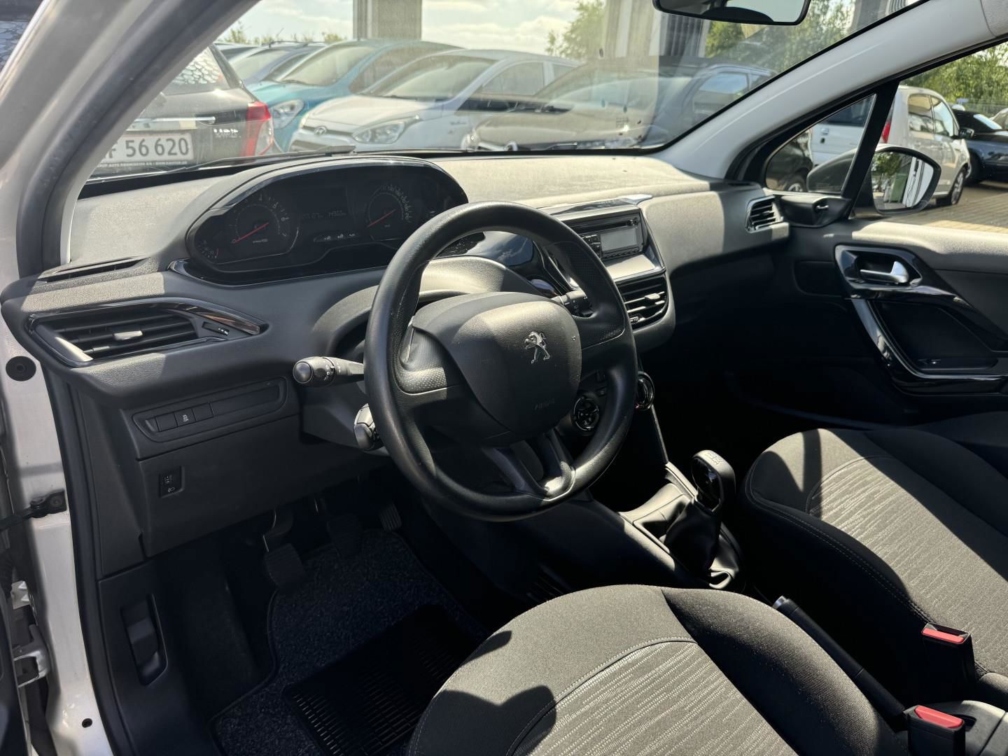 Billede af Peugeot 208 1,0 VTi Access 68HK 5d