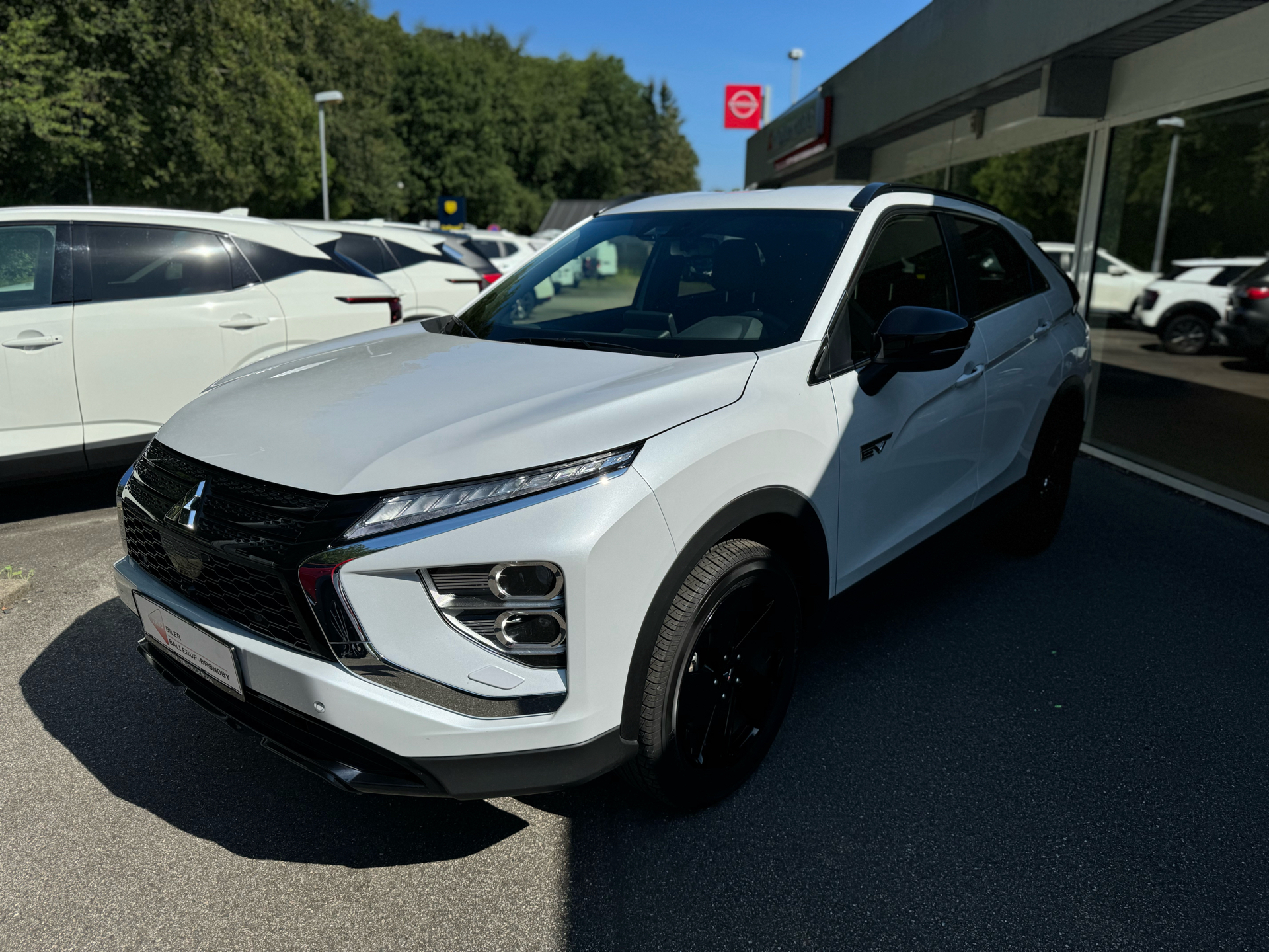 Billede af Mitsubishi Eclipse Cross 2,4 Plugin-hybrid Black Edition 4WD 188HK 5d Trinl. Gear