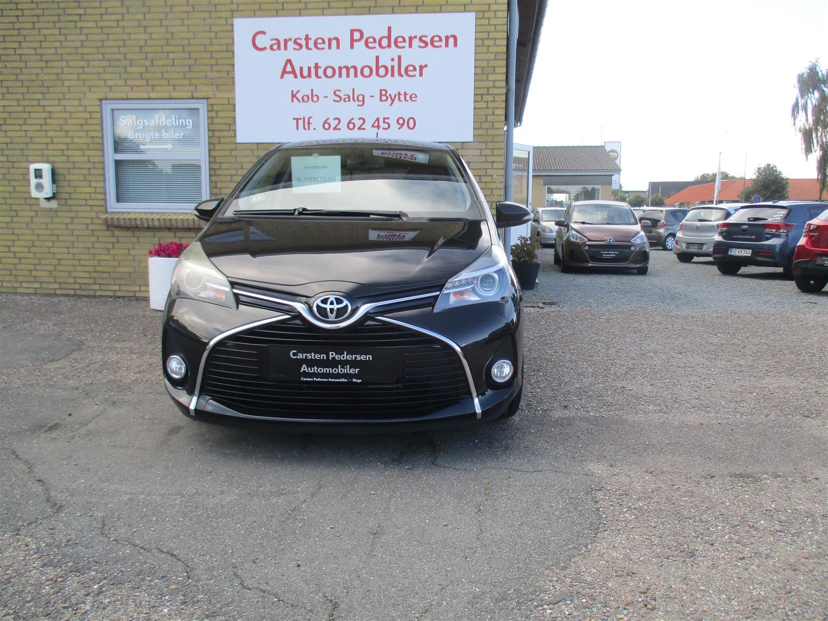 Billede af Toyota Yaris 1,3 VVT-I Lounge Edition 100HK 5d 6g